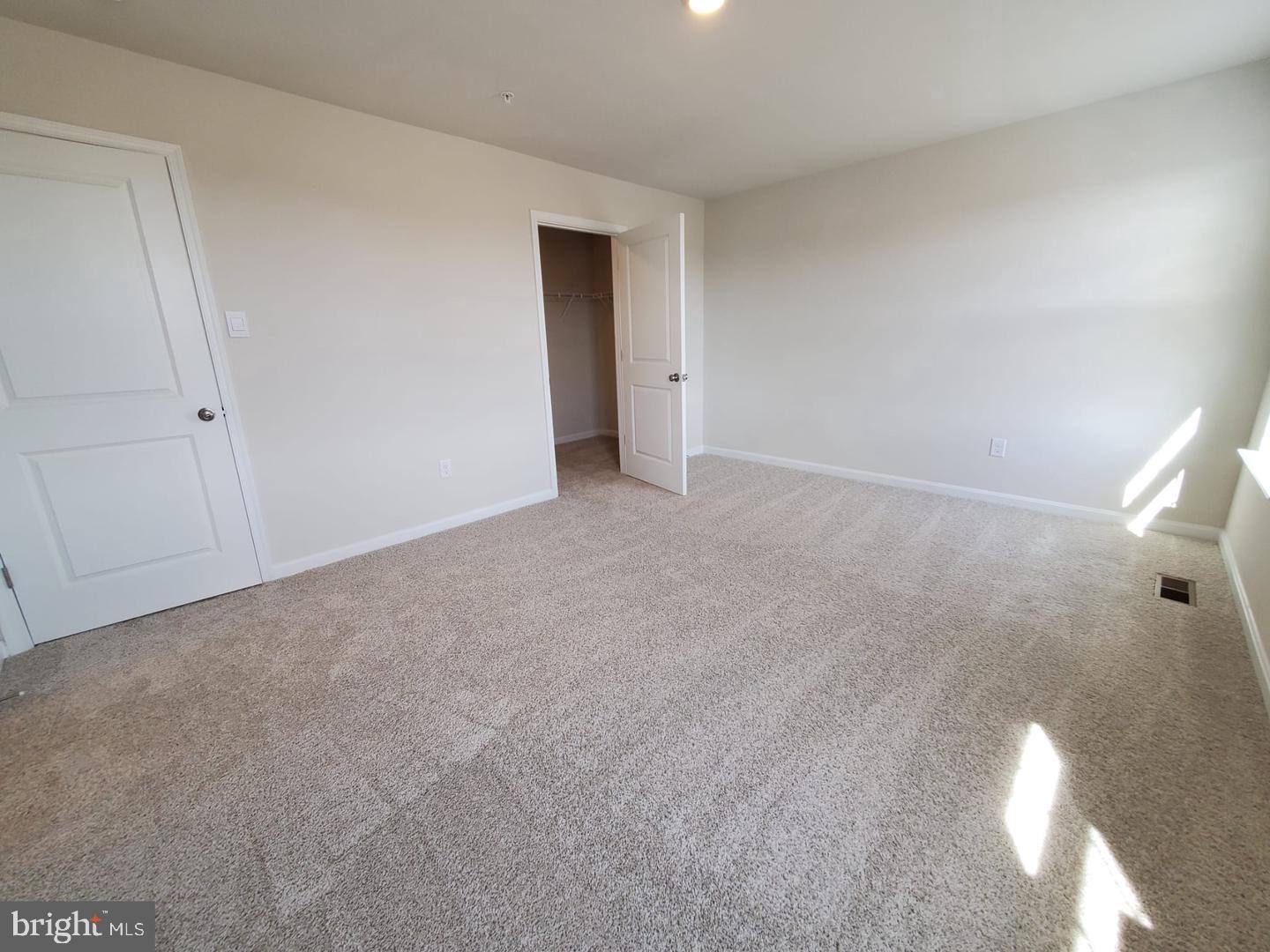 TUSCARORA CREEK - Residential Lease