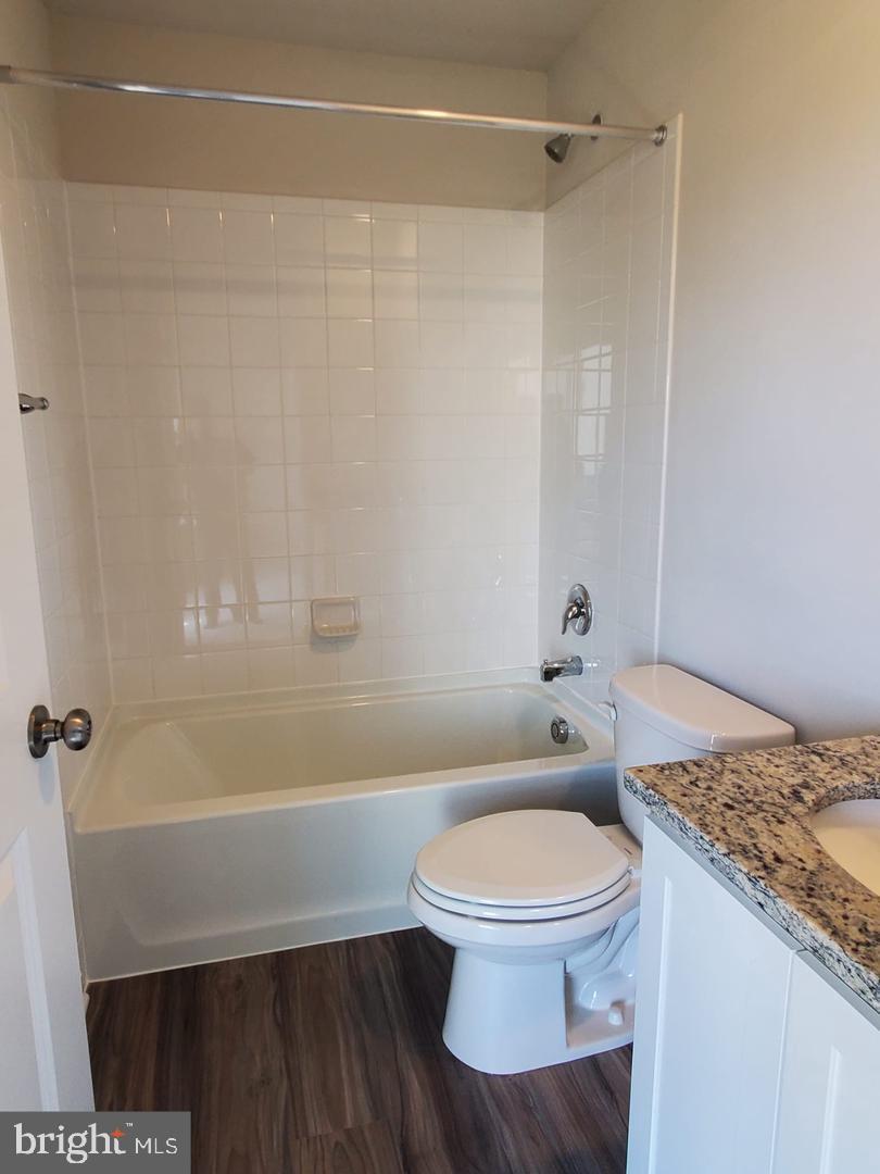 TUSCARORA CREEK - Residential Lease