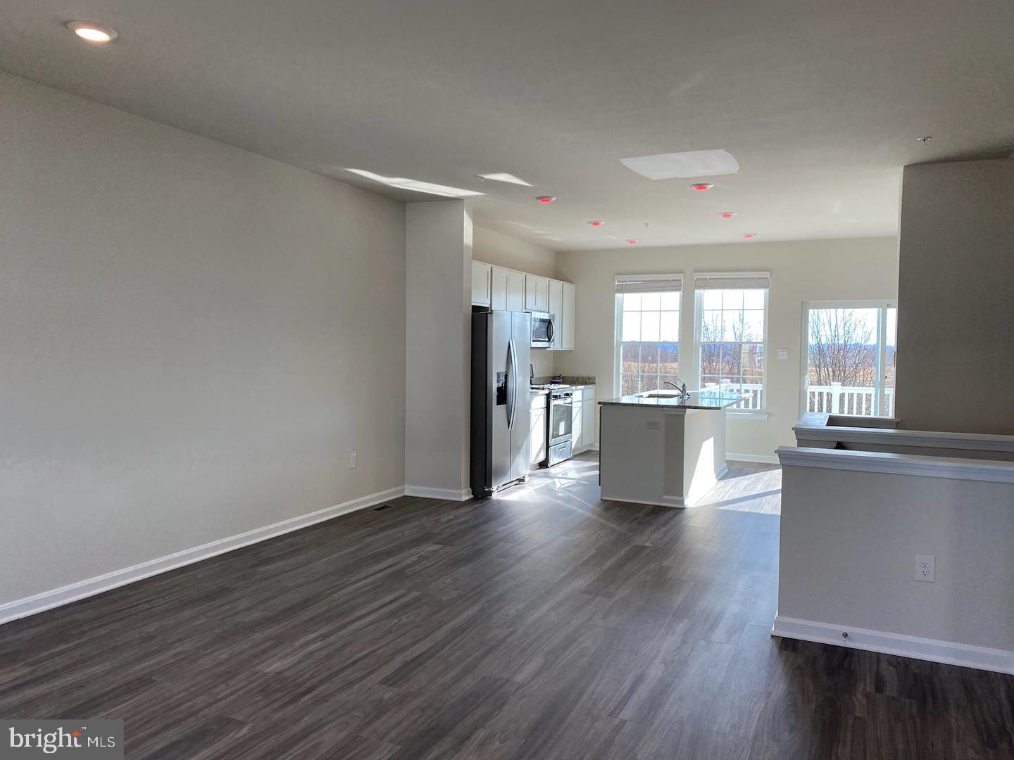 TUSCARORA CREEK - Residential Lease