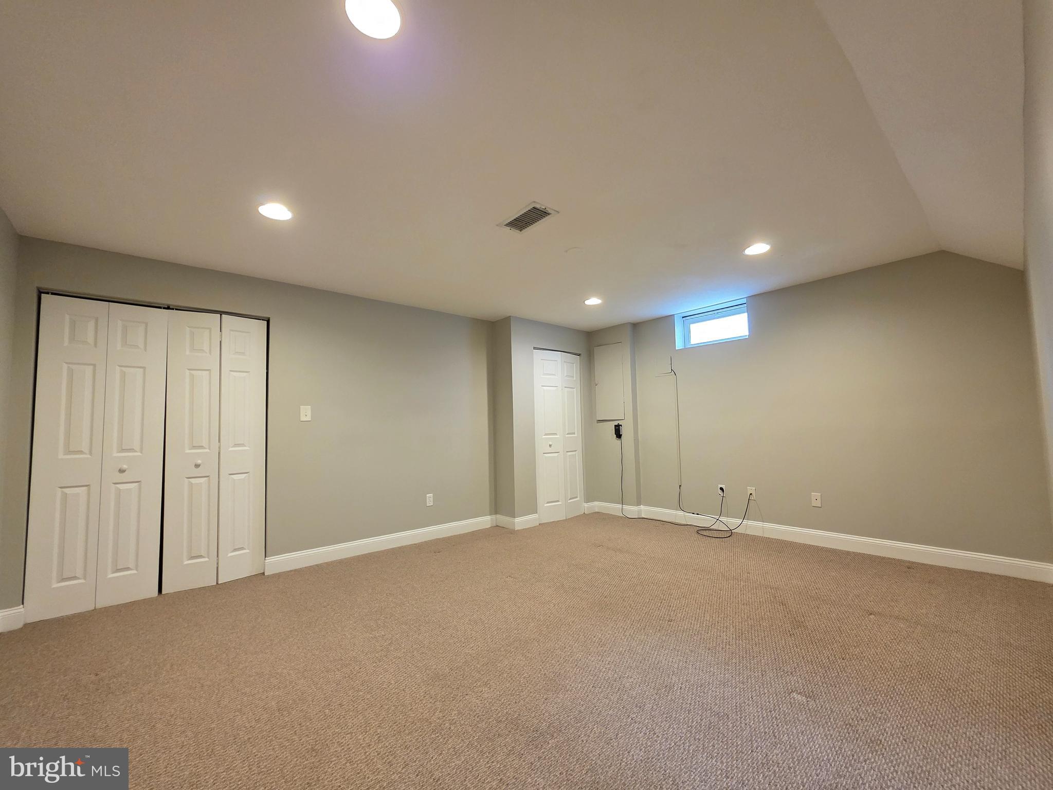 HILLTOP ESTATES - Residential