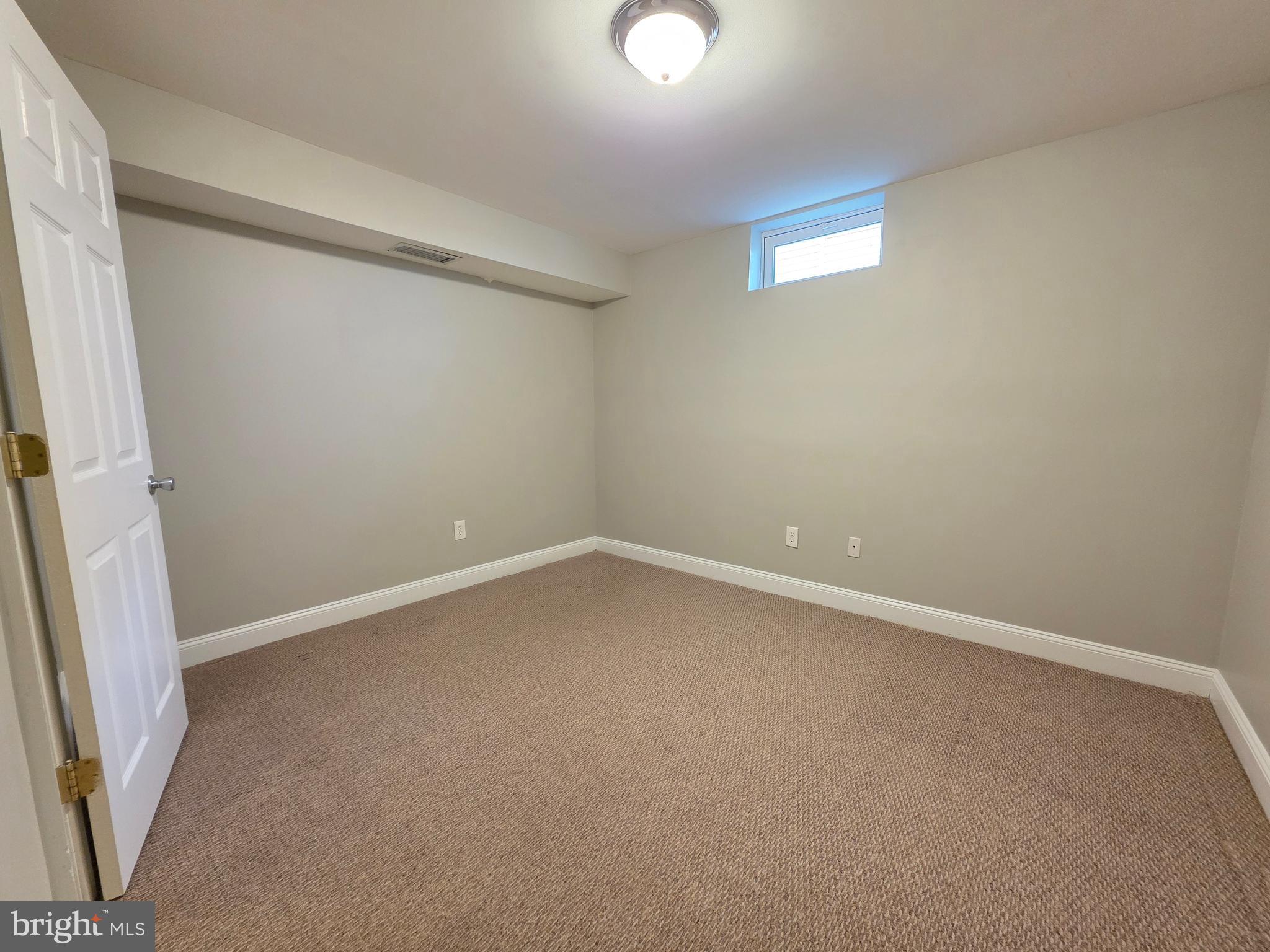 HILLTOP ESTATES - Residential