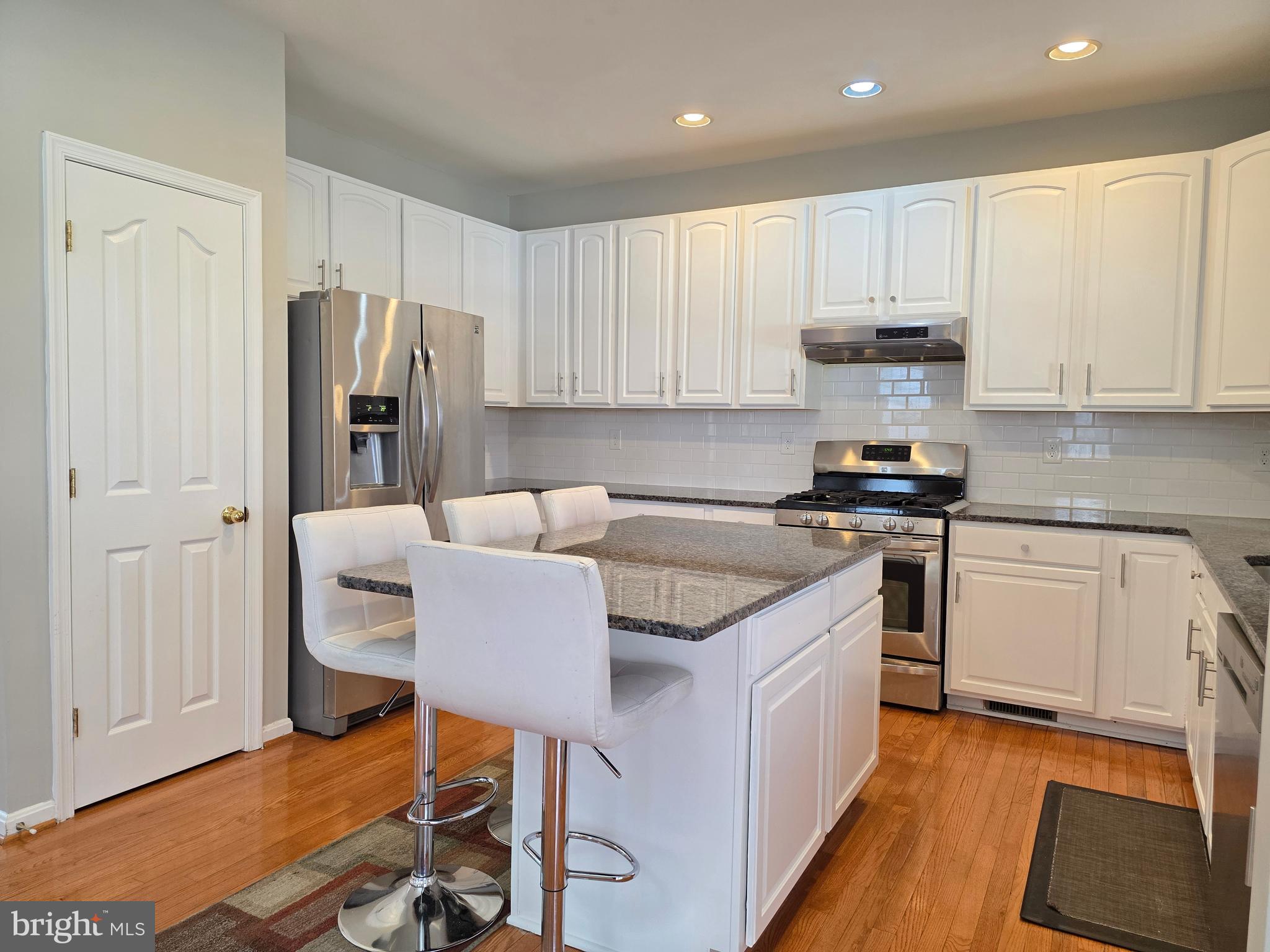 HILLTOP ESTATES - Residential