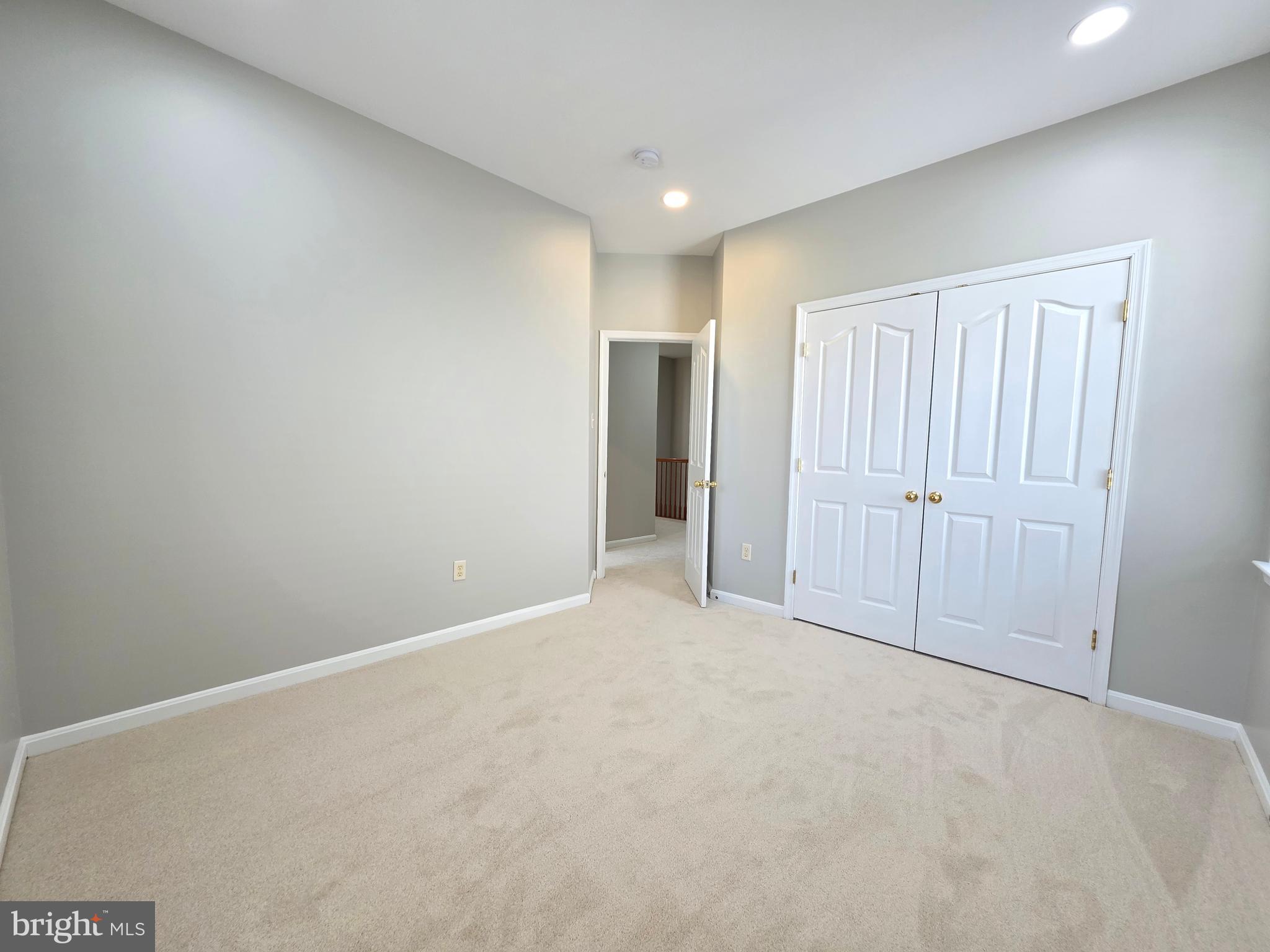 HILLTOP ESTATES - Residential