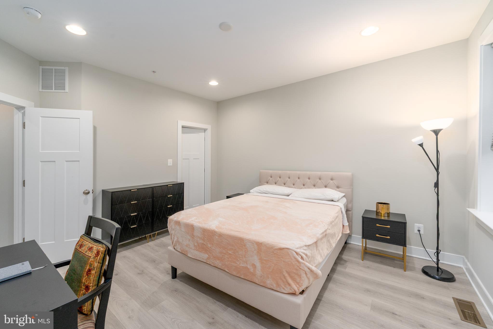 BREWERS HILL - Residential Lease