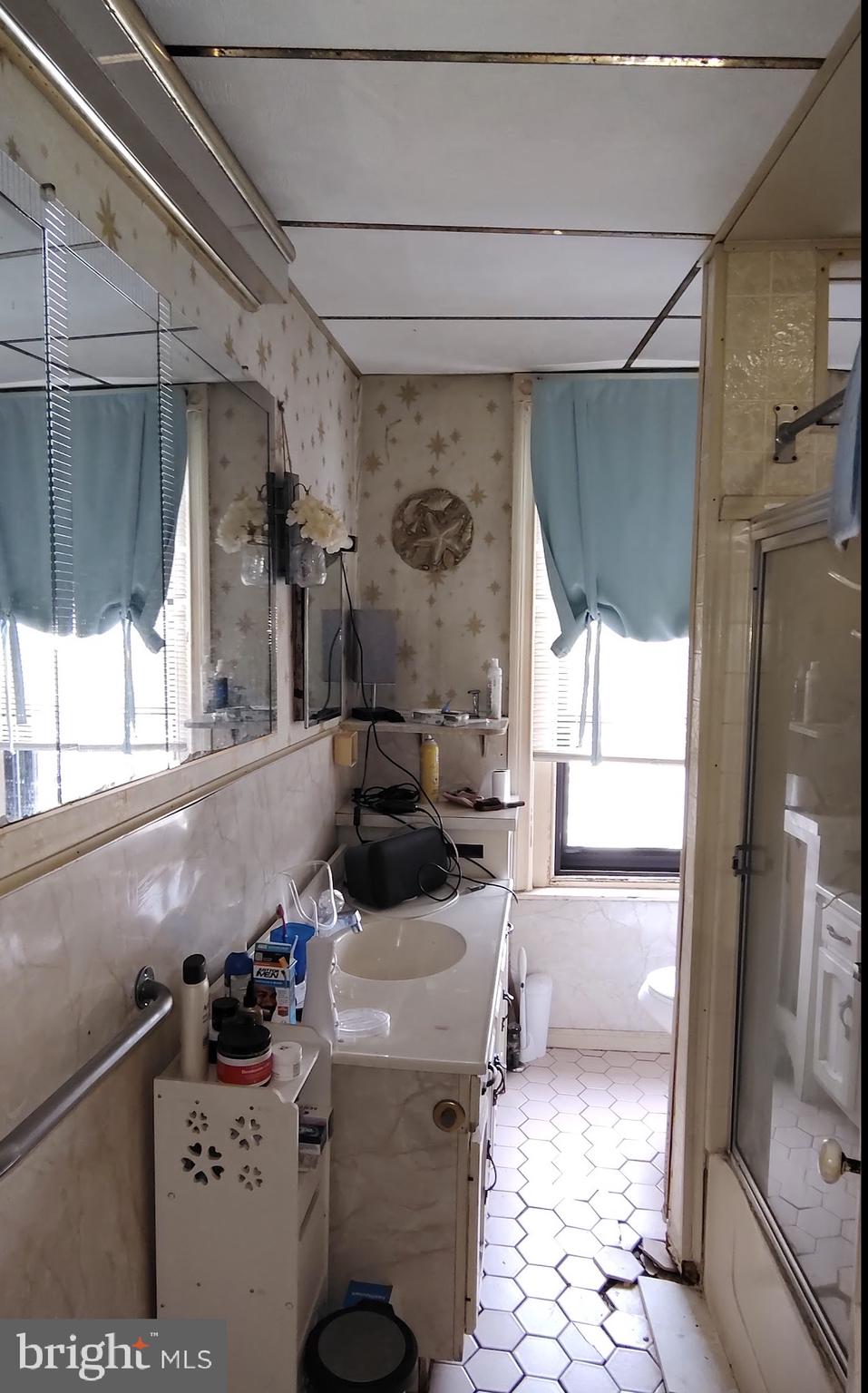 PHILADELPHIA (SOUTHWEST) - Residential Income