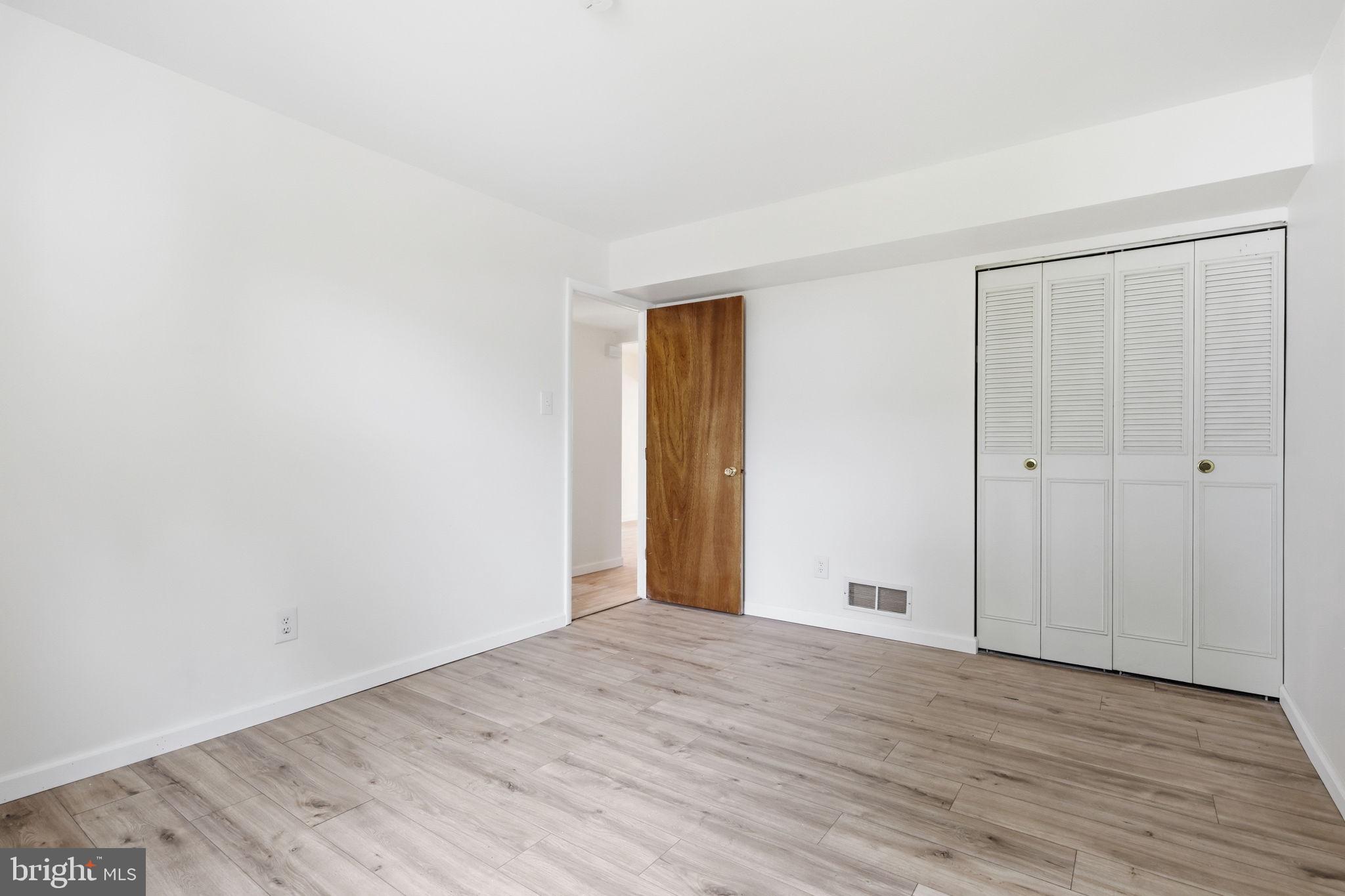 NESHAMINY VALLEY - Residential