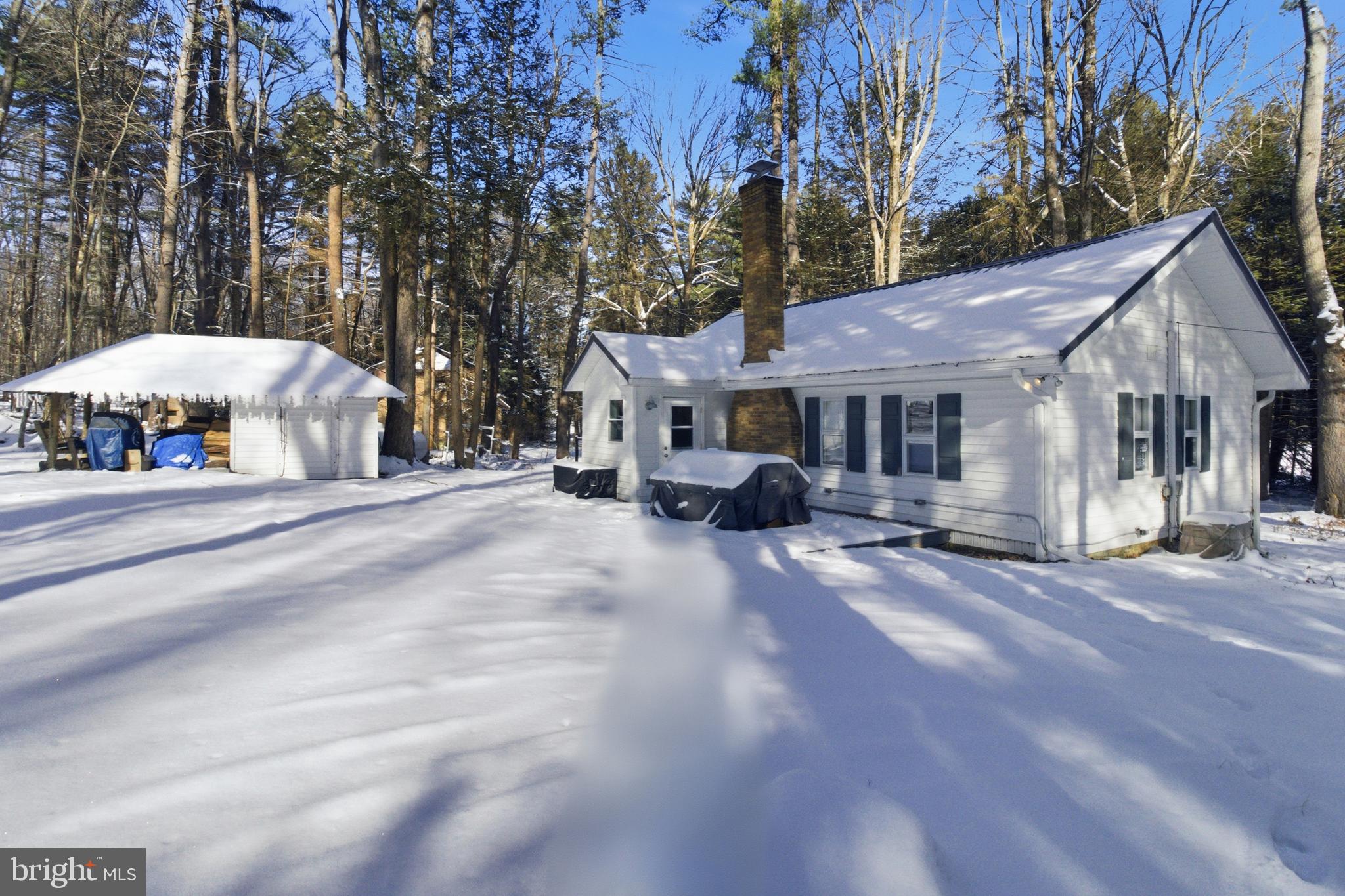 BLACK MOSHANNON - Residential