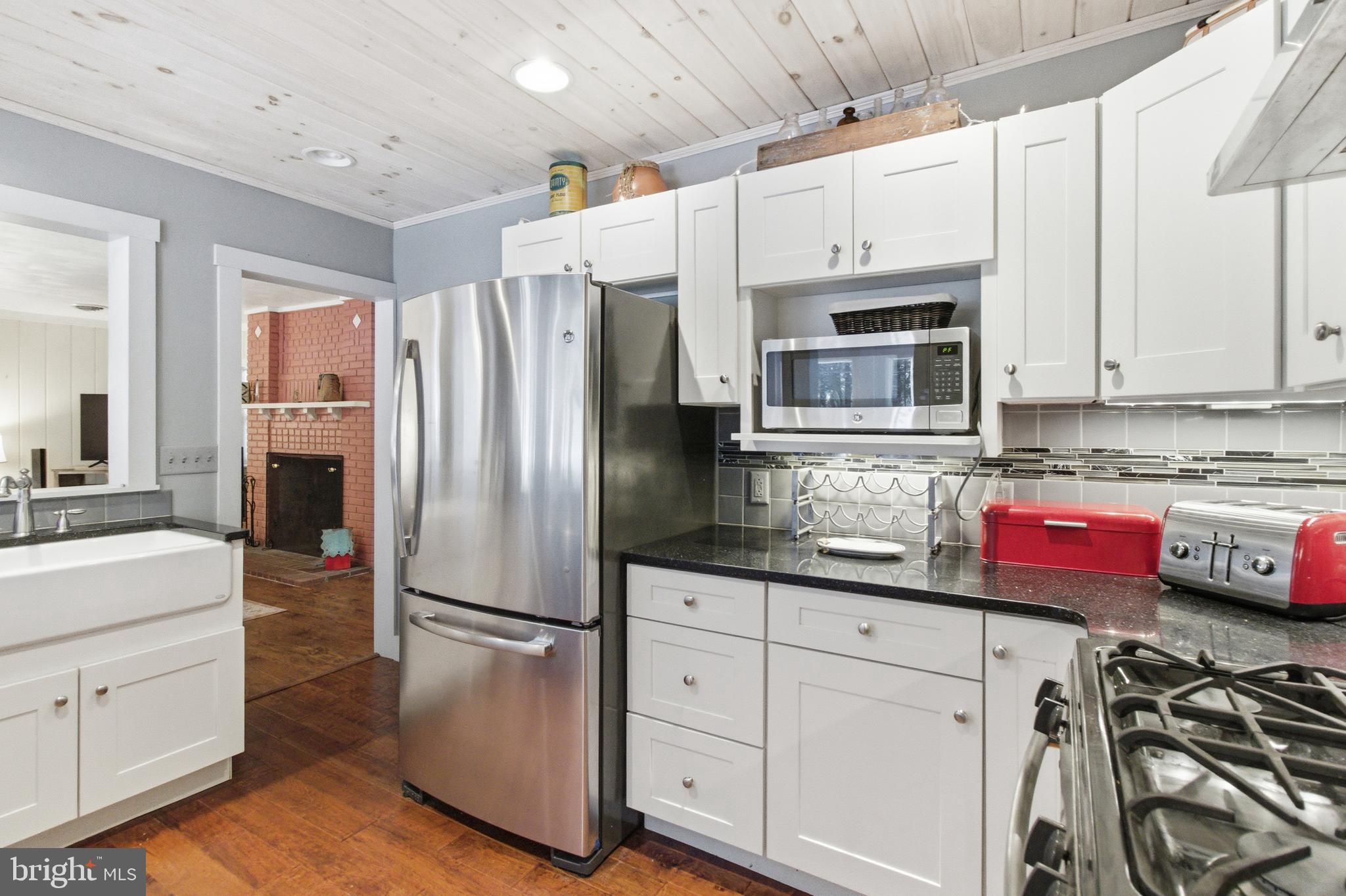 BLACK MOSHANNON - Residential