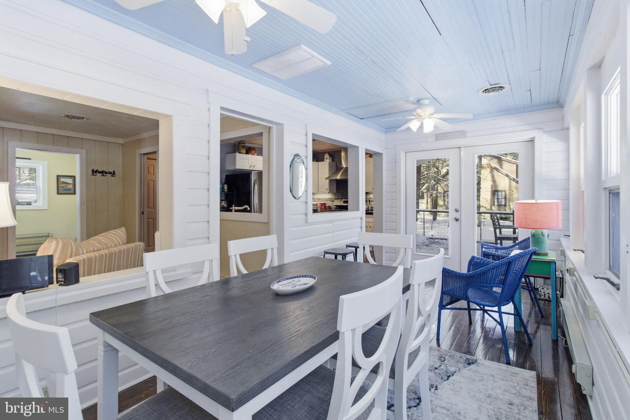 BLACK MOSHANNON - Residential