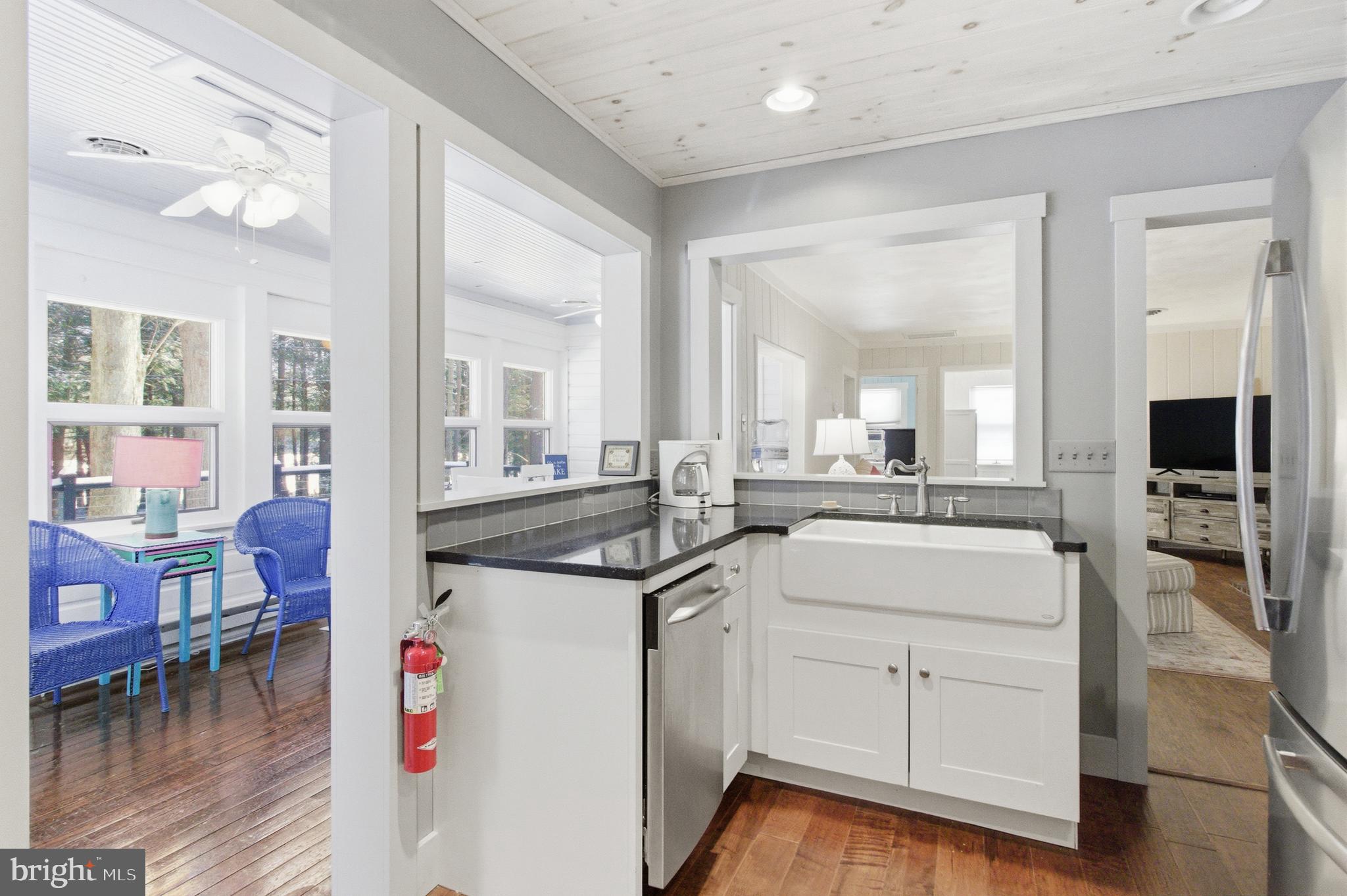 BLACK MOSHANNON - Residential