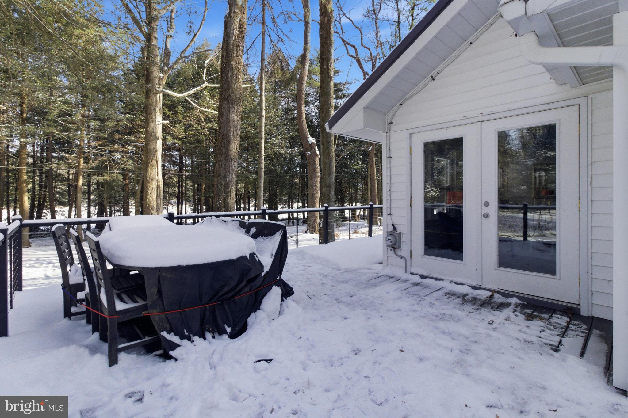 BLACK MOSHANNON - Residential