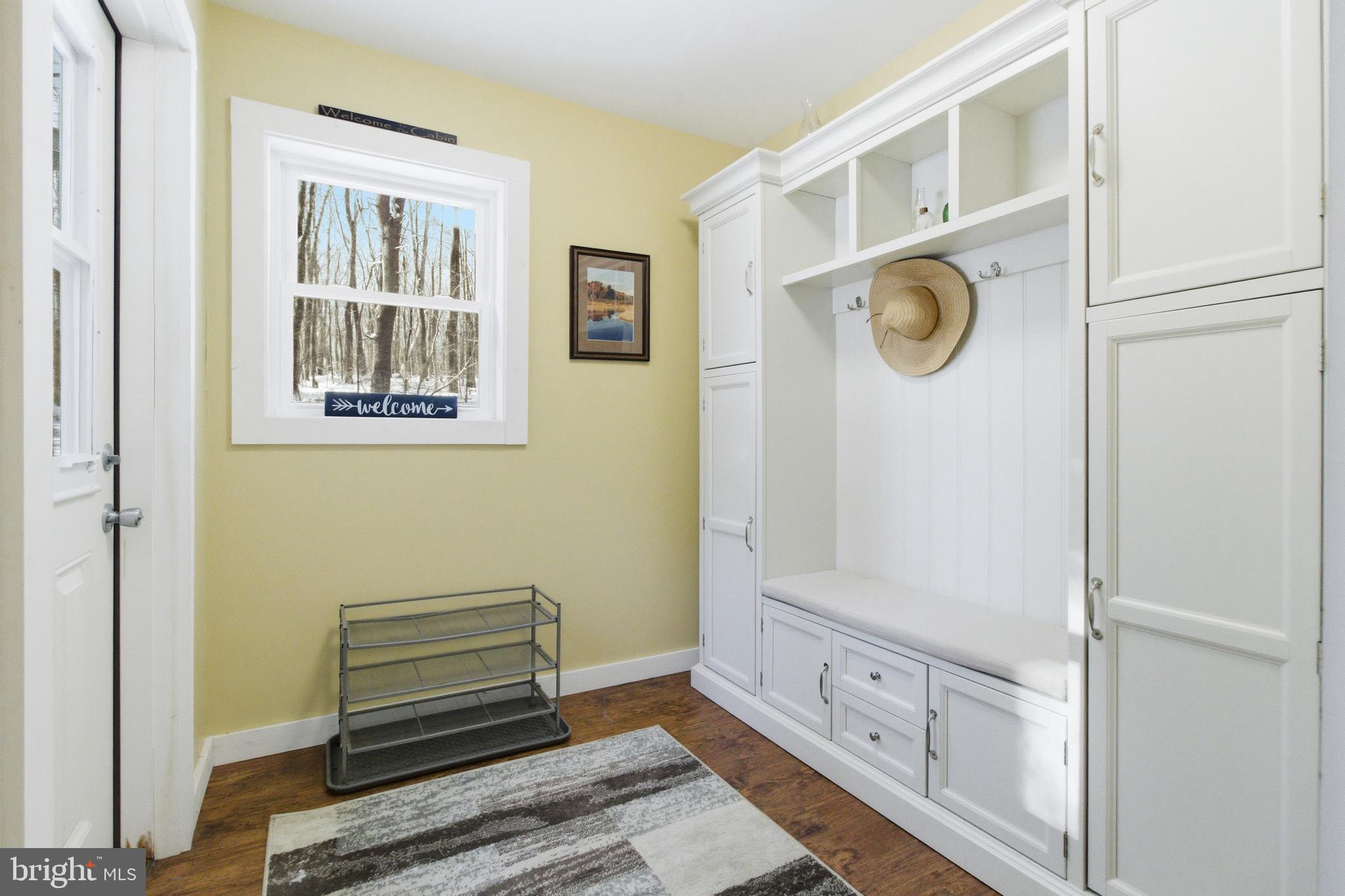 BLACK MOSHANNON - Residential