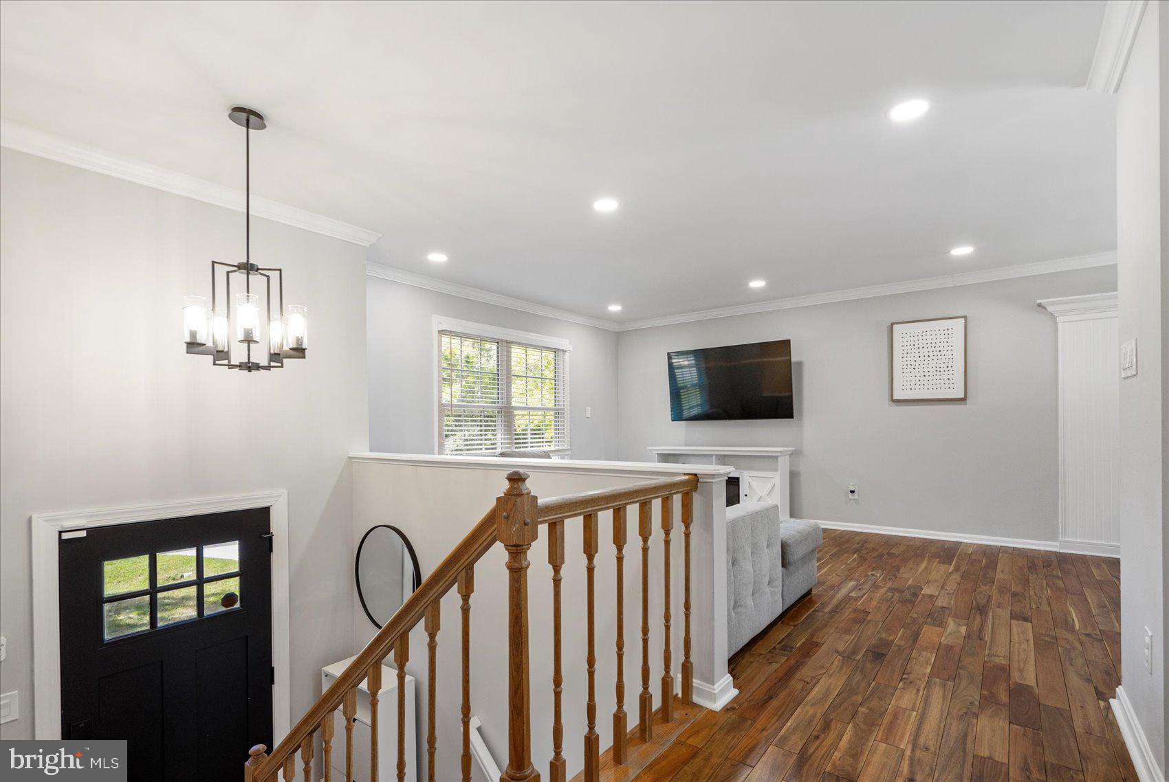 WHITES COVE - Residential Lease