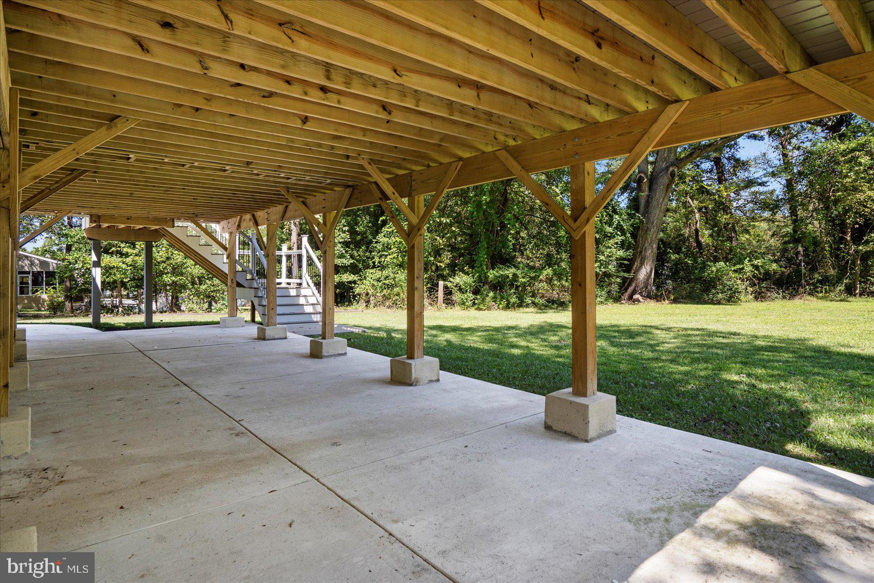 WHITES COVE - Residential Lease