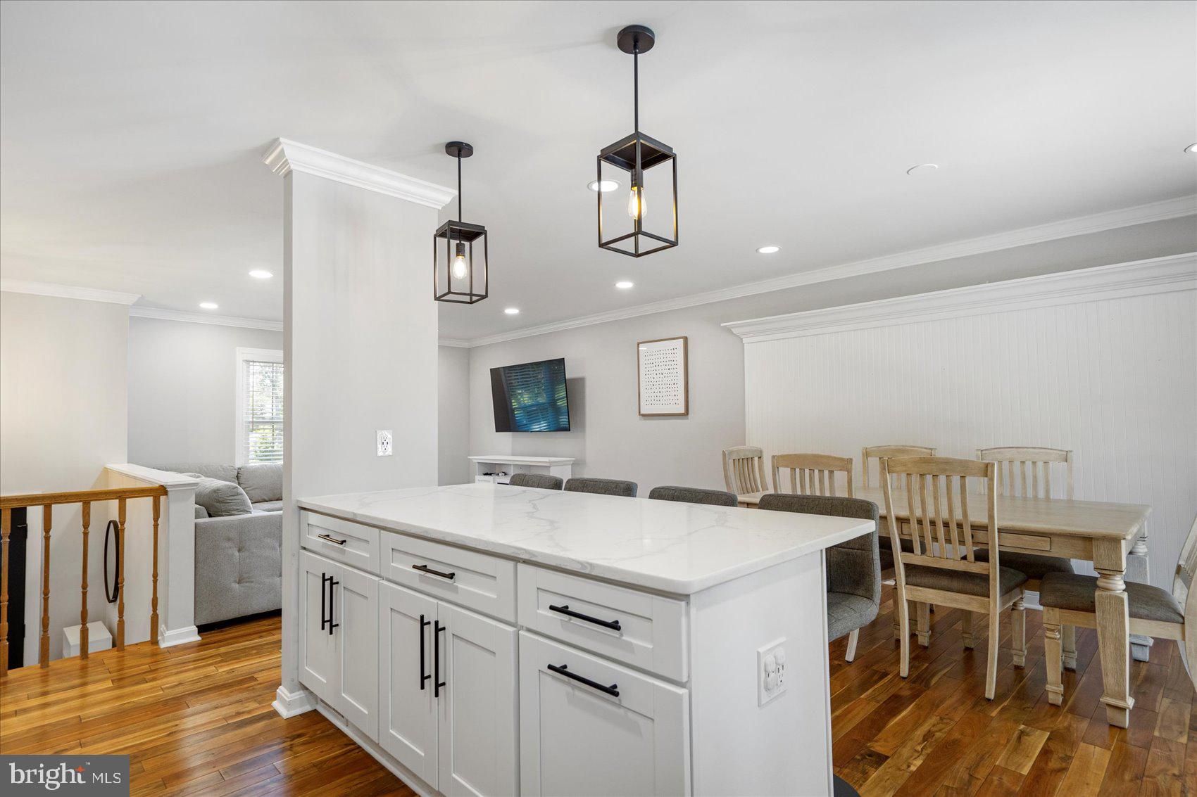 WHITES COVE - Residential Lease