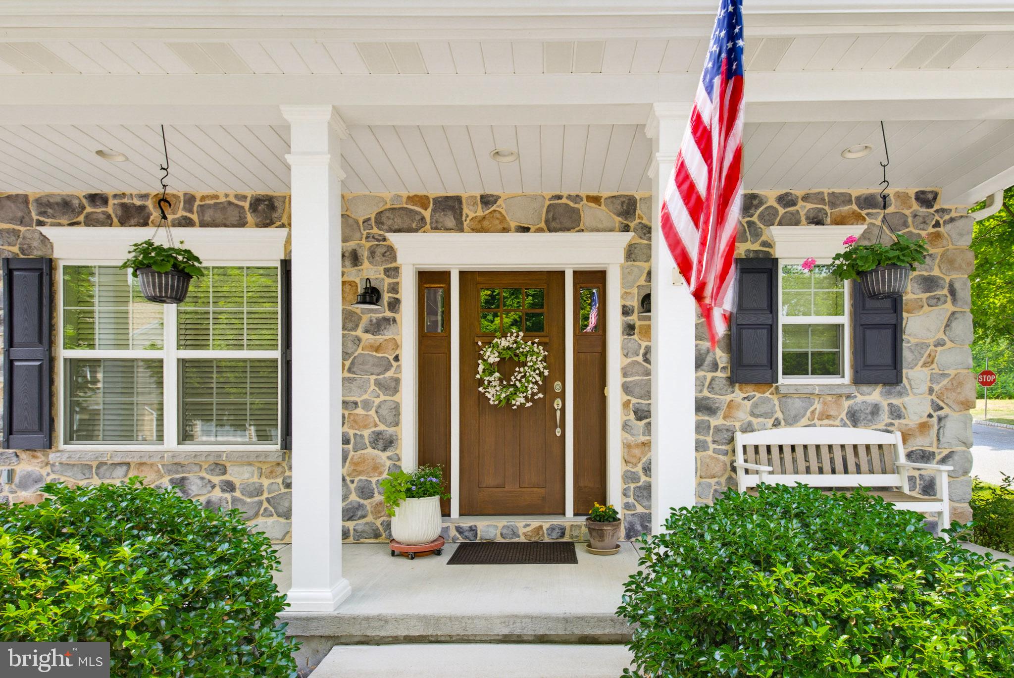 116 HAWTHORNE CIRCLE
