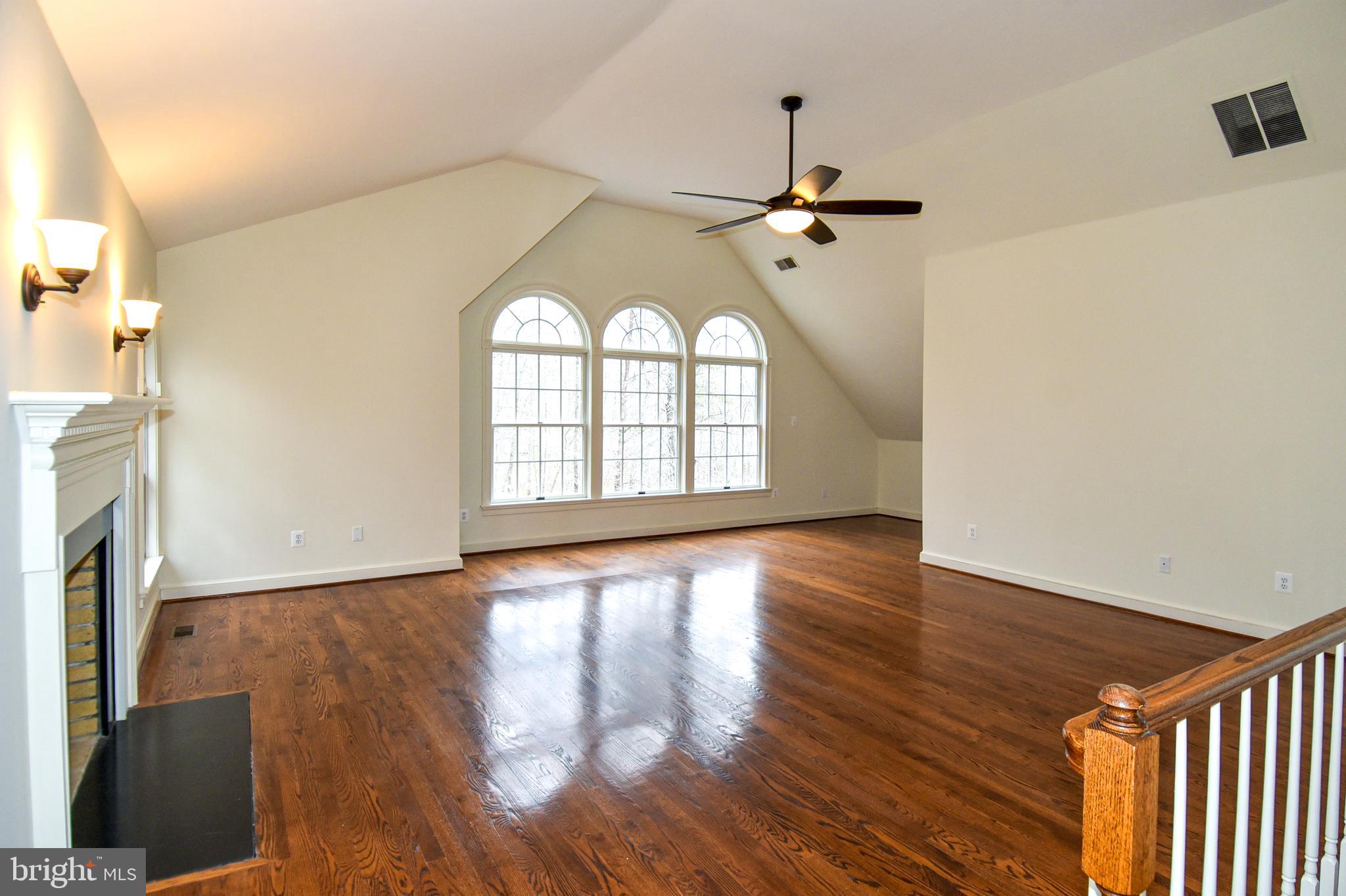 SHADOWALK - Residential