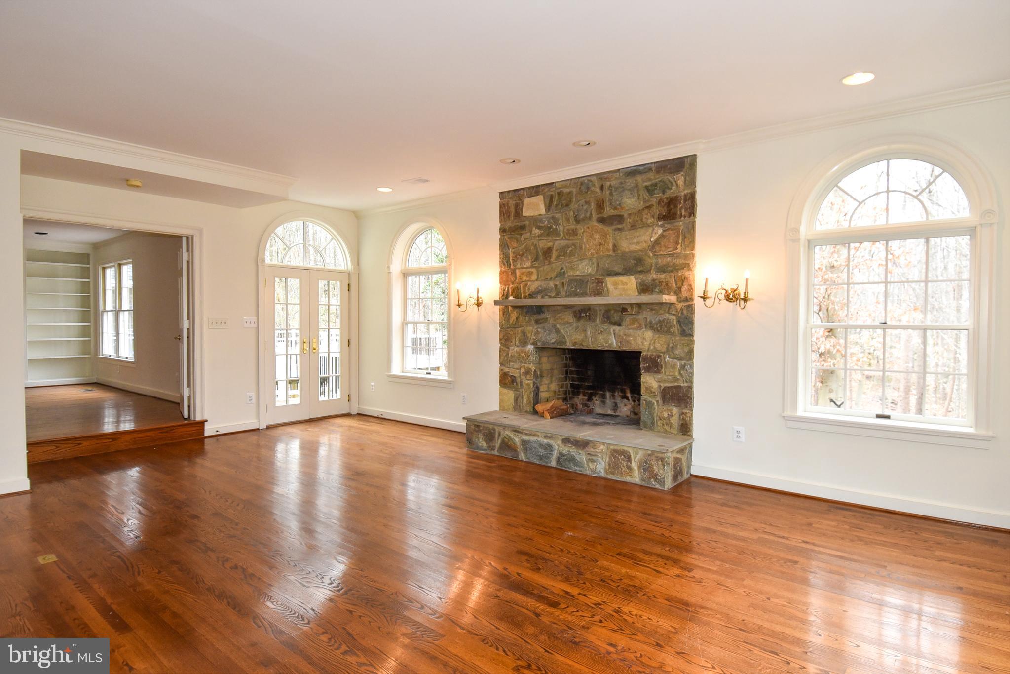 SHADOWALK - Residential