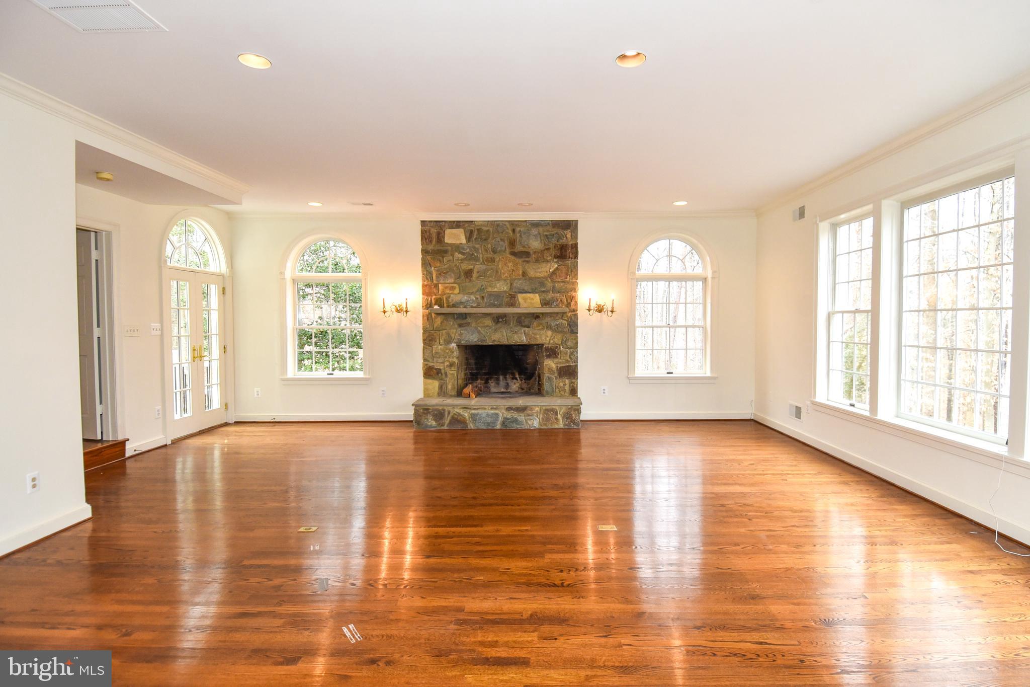 SHADOWALK - Residential