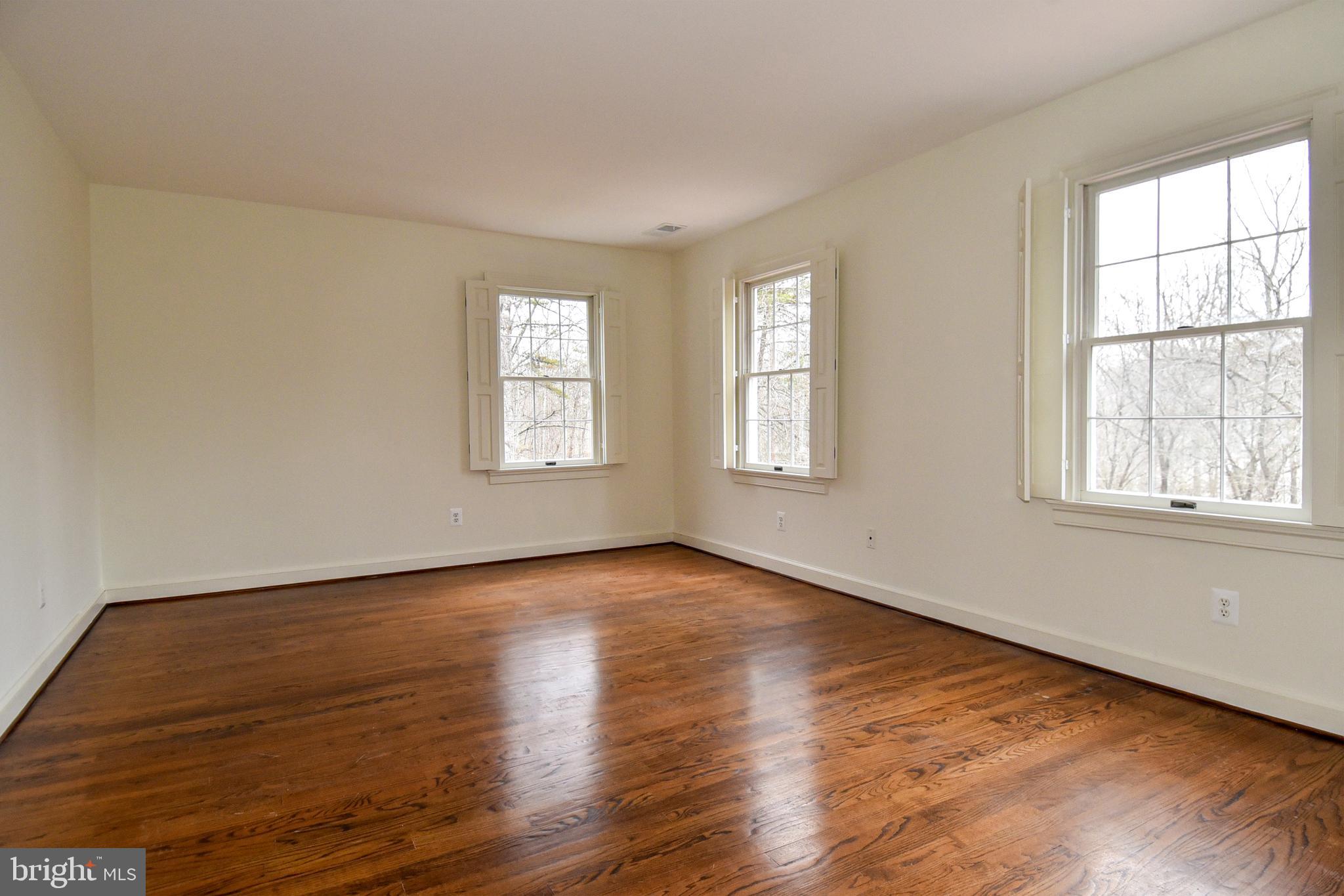 SHADOWALK - Residential