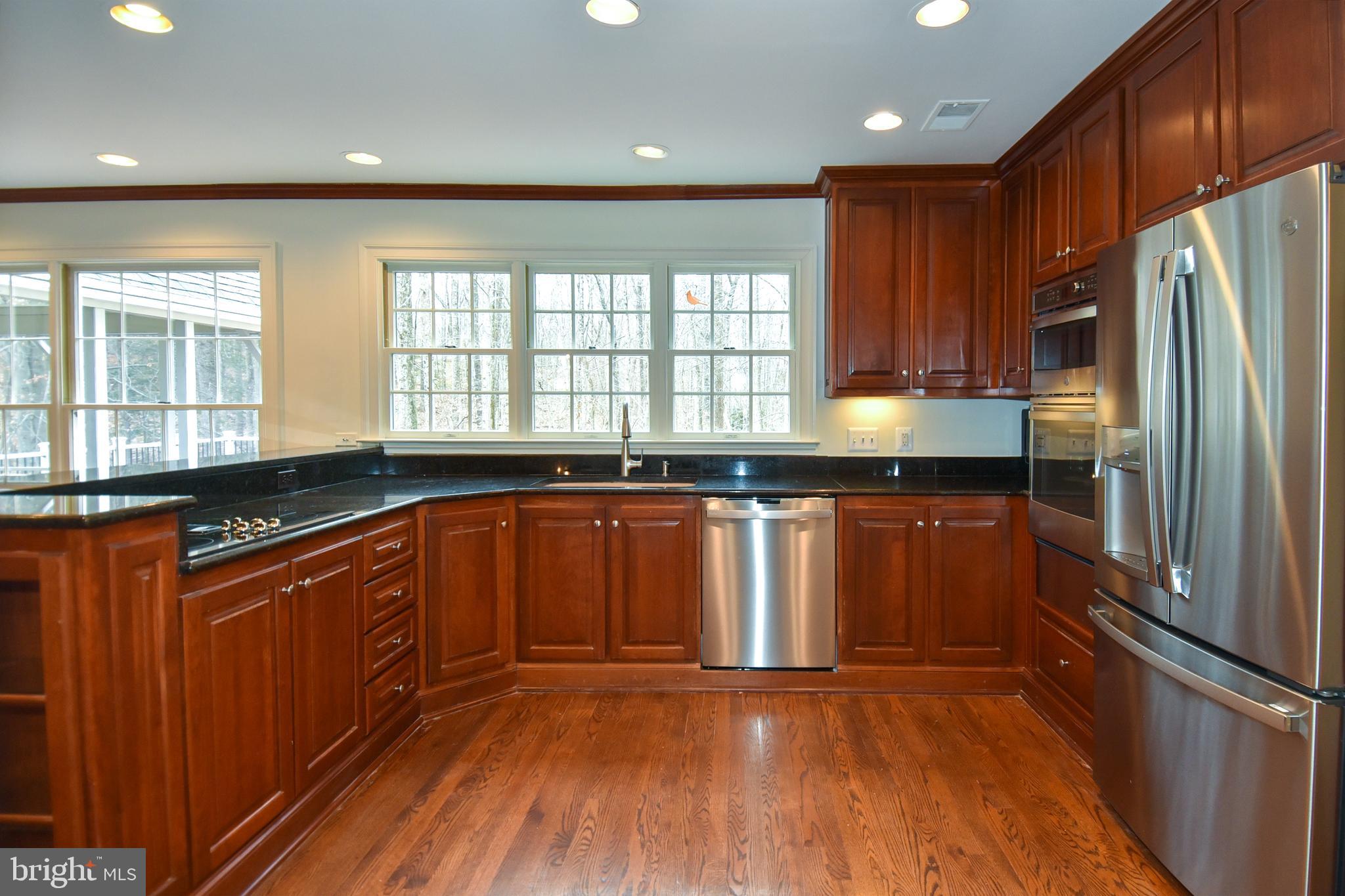 SHADOWALK - Residential