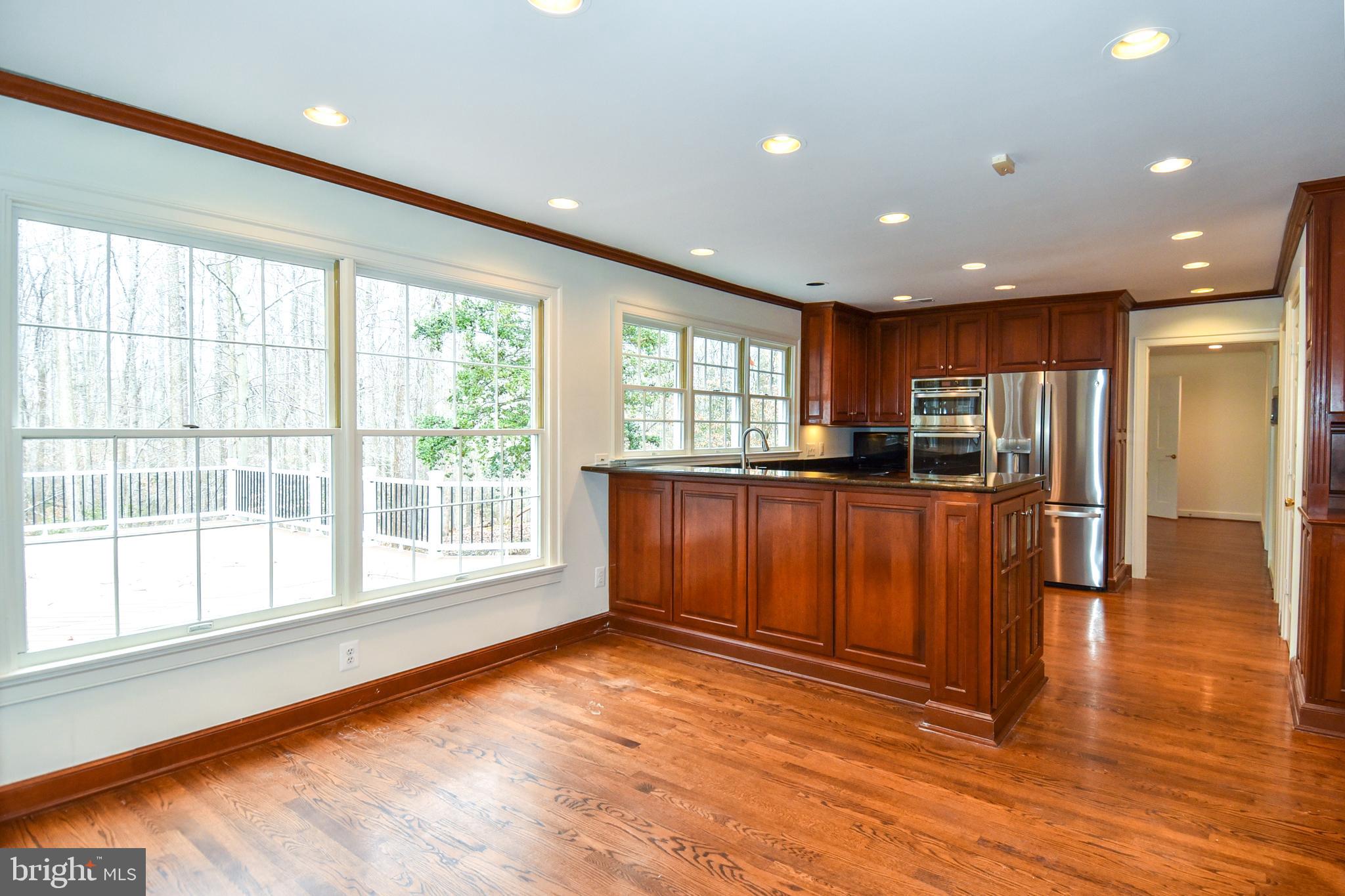 SHADOWALK - Residential