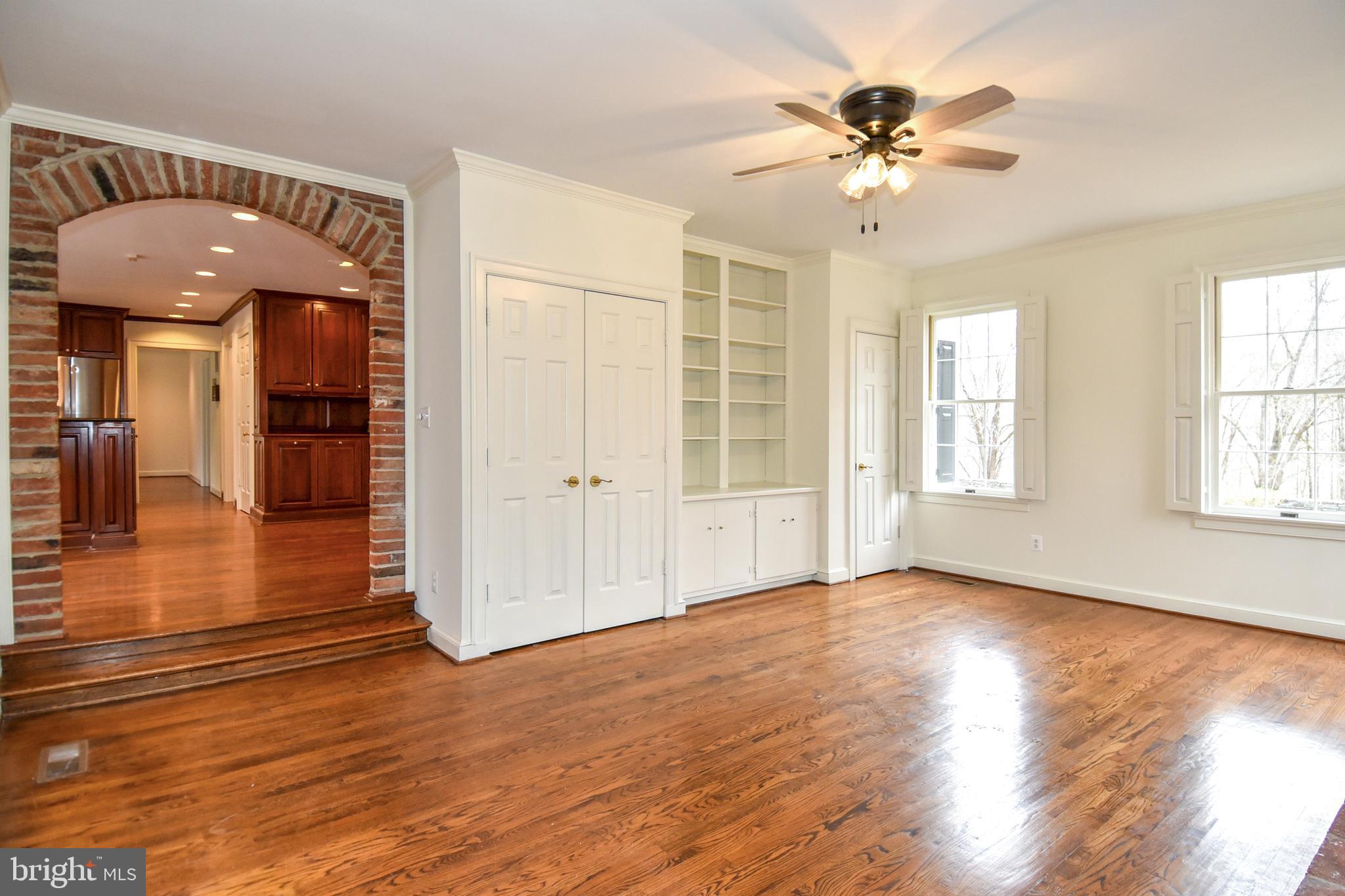 SHADOWALK - Residential