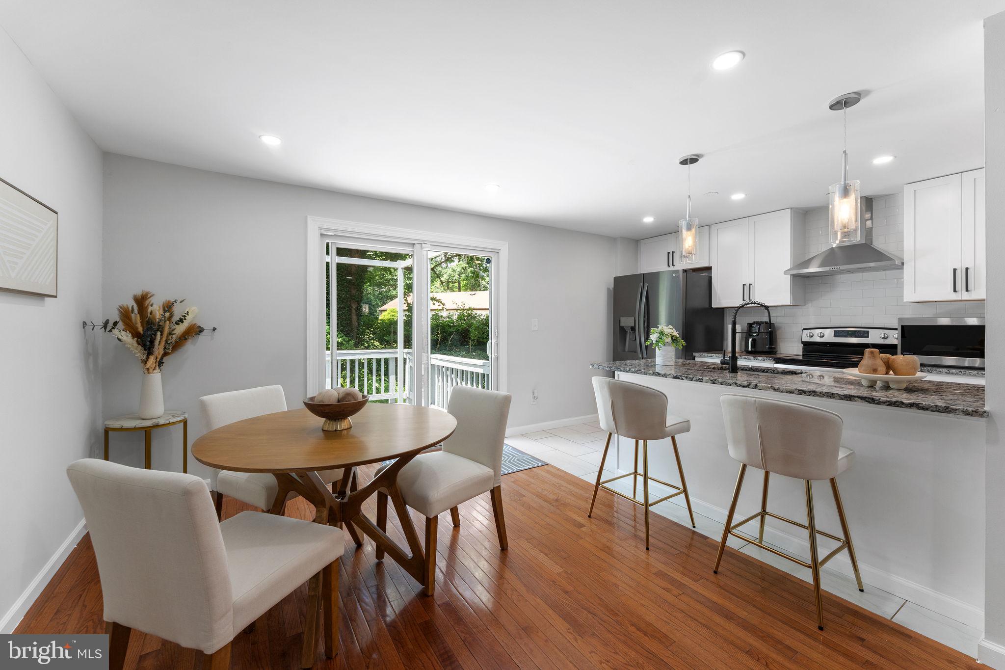 HUNTERS GLEN - Residential