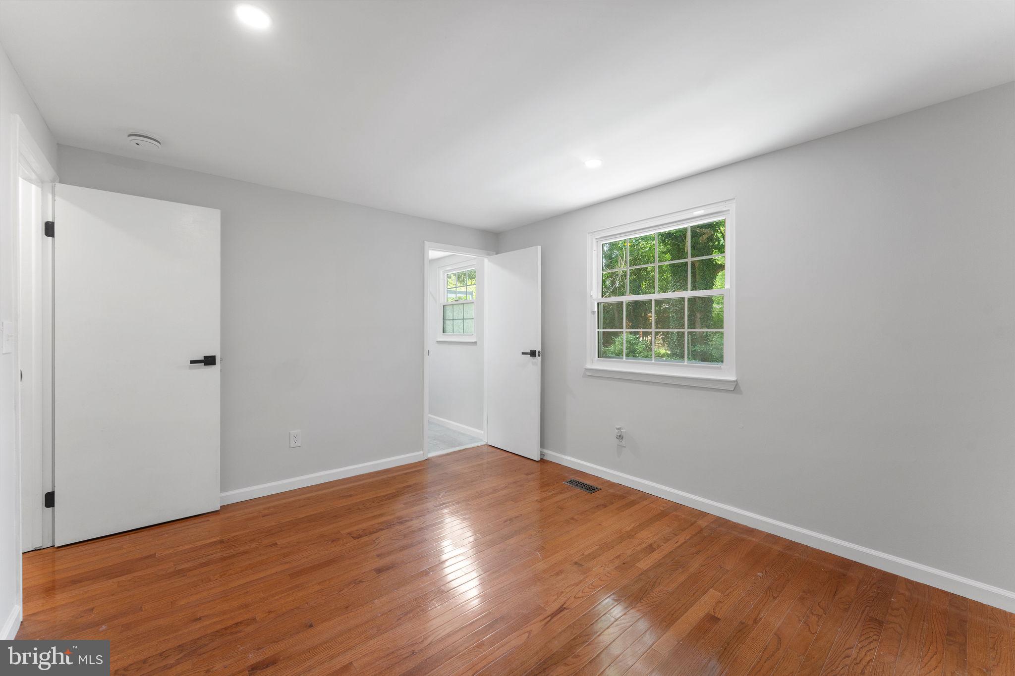 HUNTERS GLEN - Residential