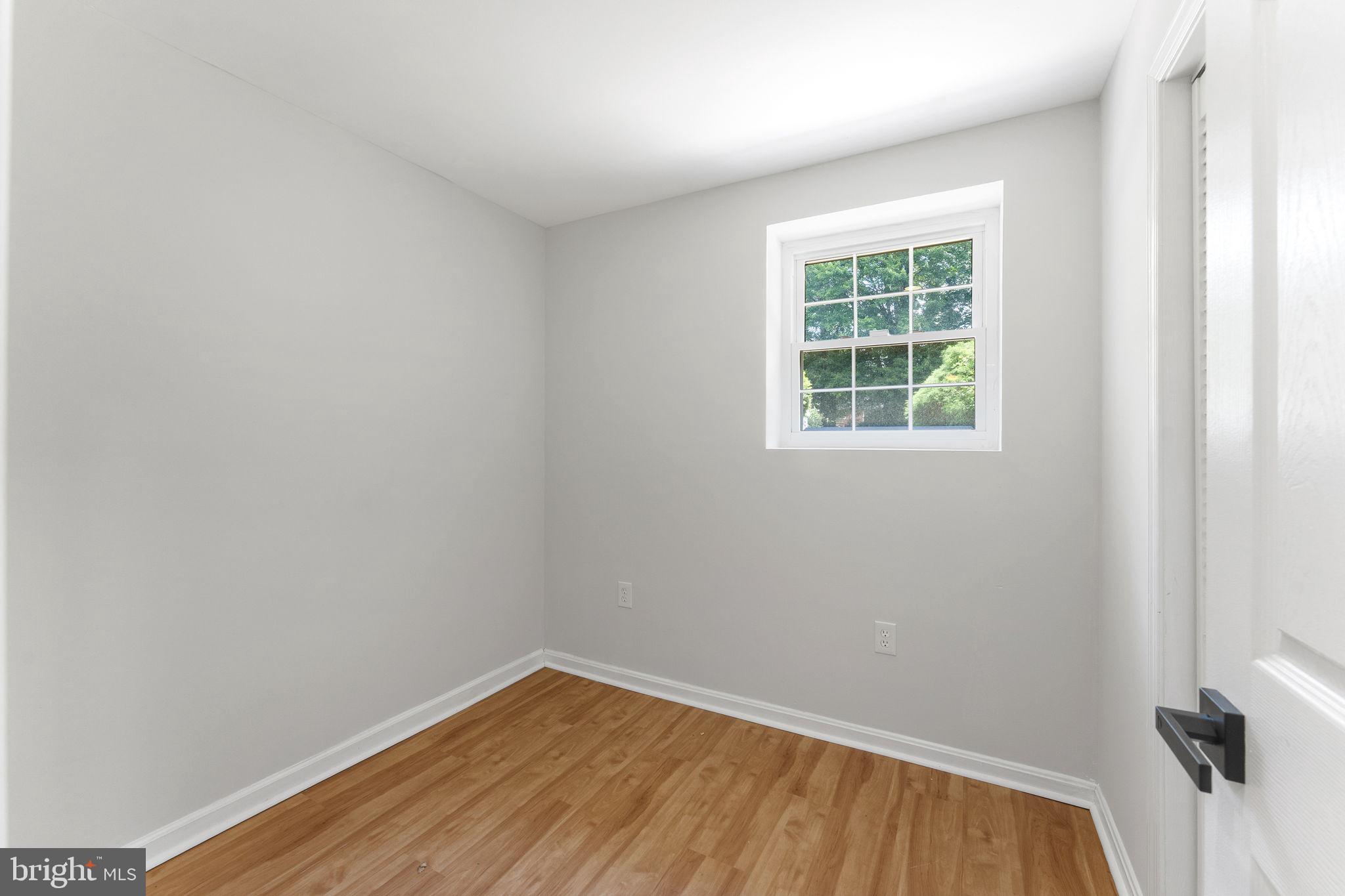 HUNTERS GLEN - Residential