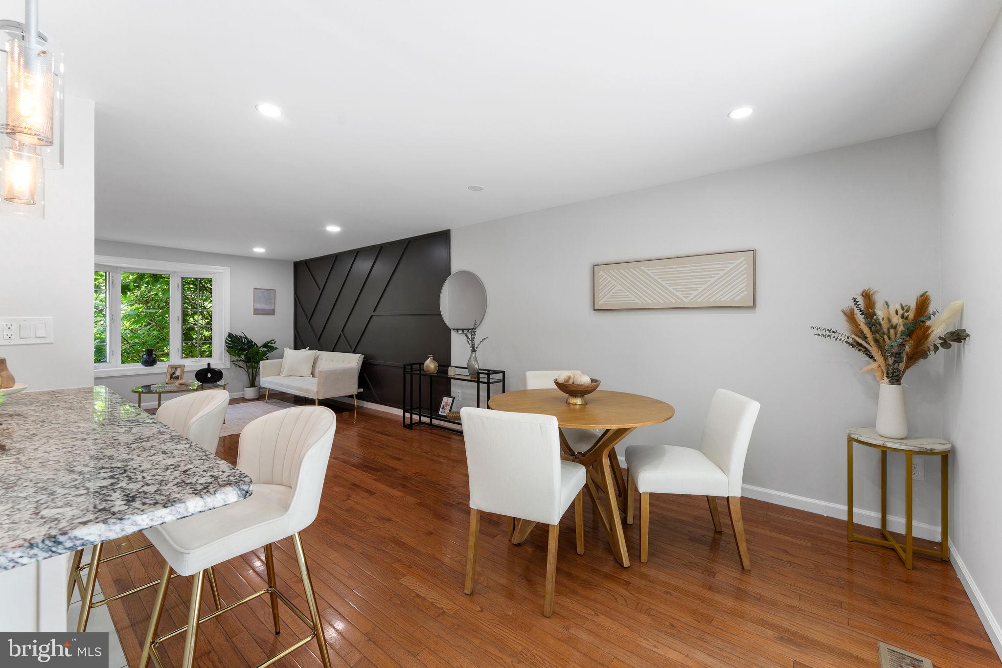 HUNTERS GLEN - Residential