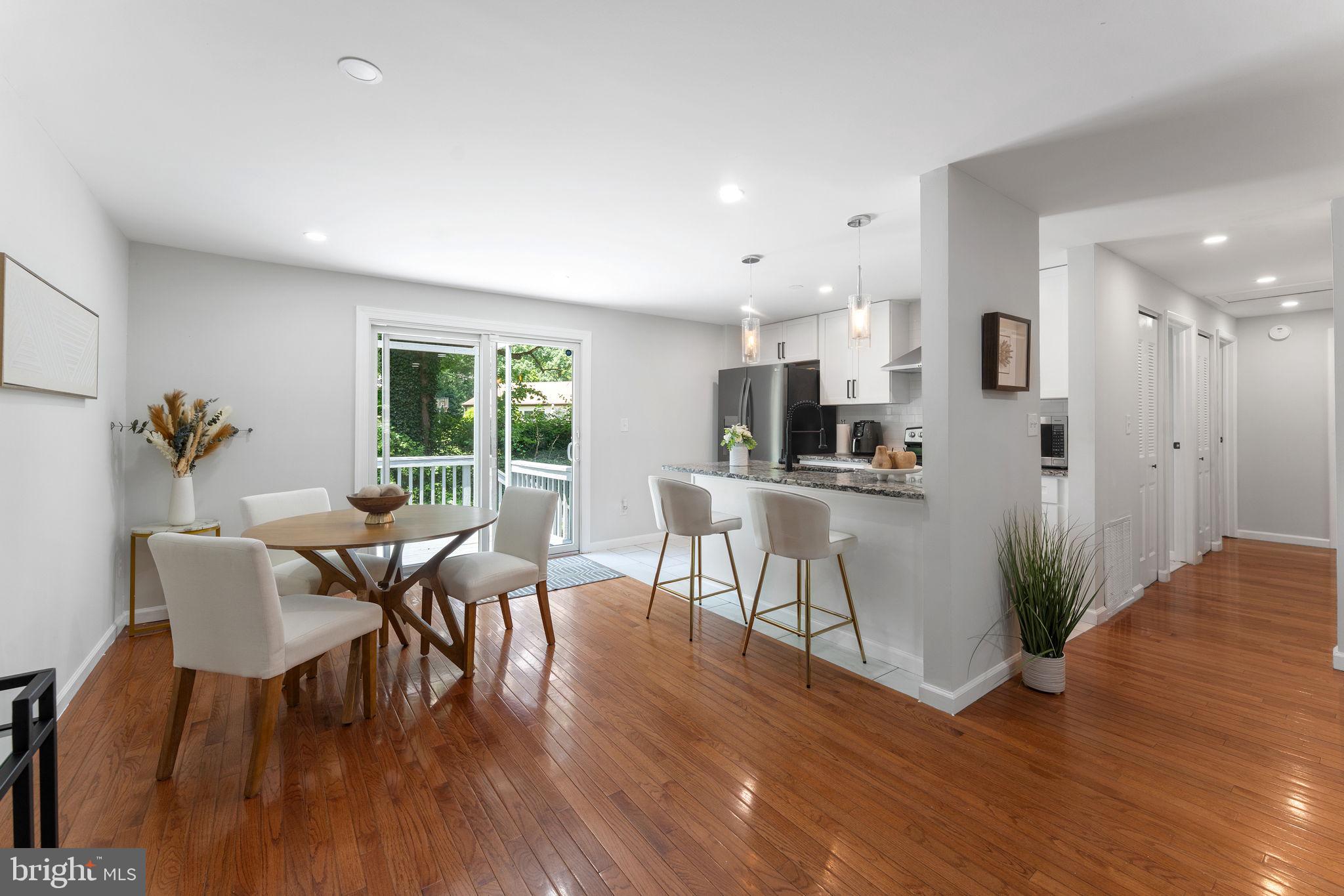 HUNTERS GLEN - Residential