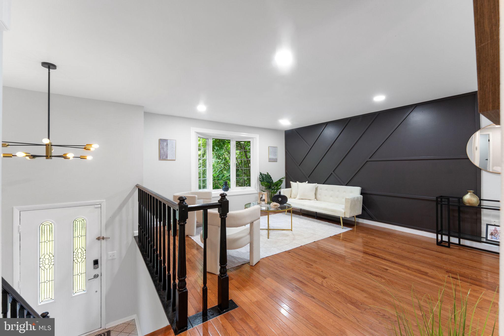 HUNTERS GLEN - Residential