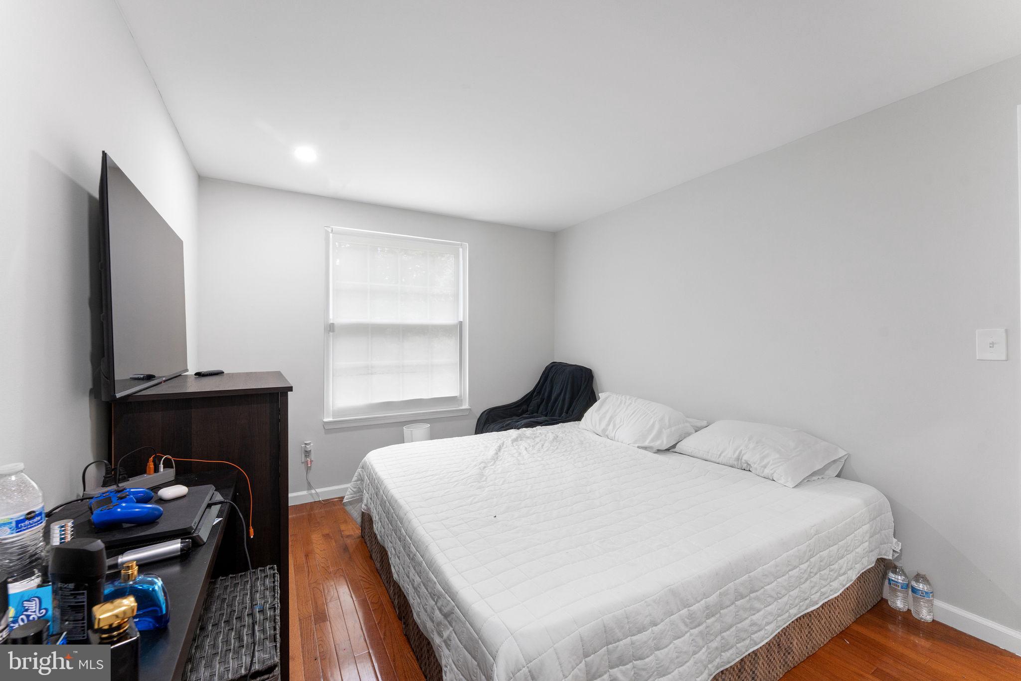 HUNTERS GLEN - Residential