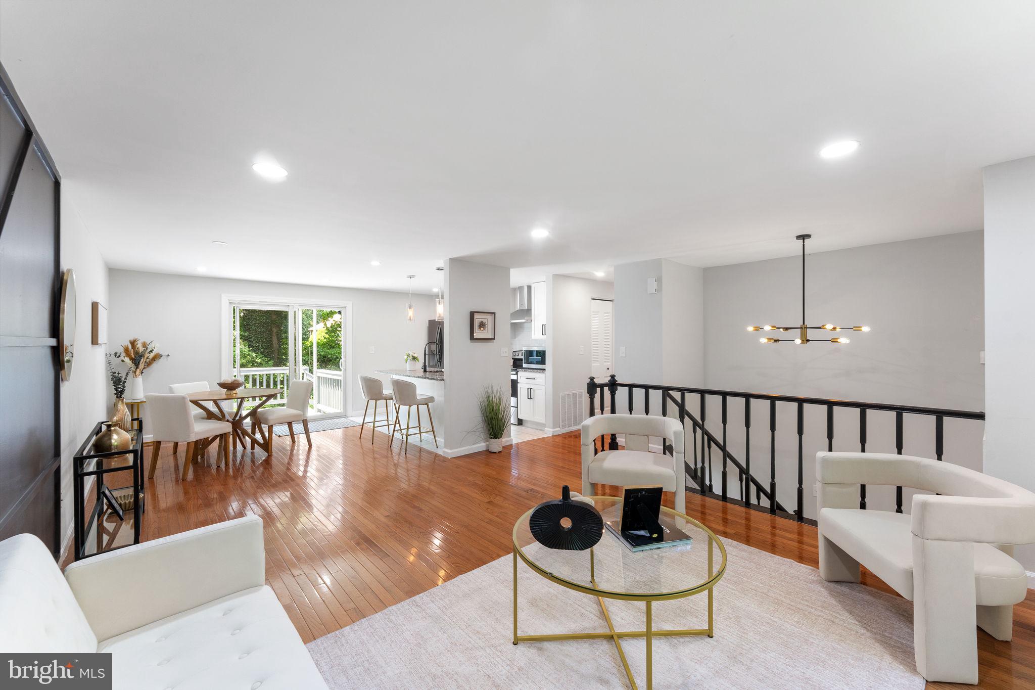 HUNTERS GLEN - Residential