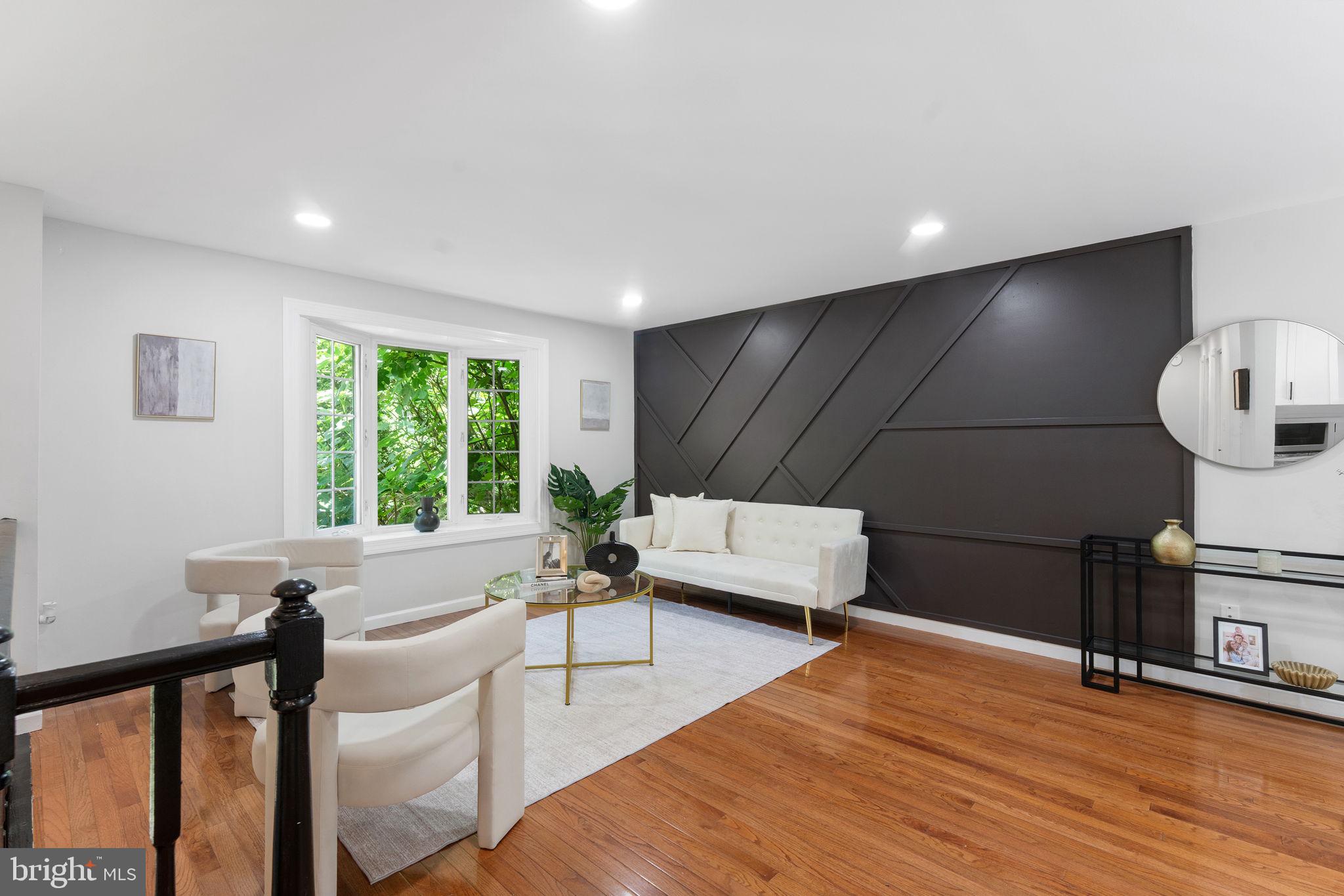 HUNTERS GLEN - Residential