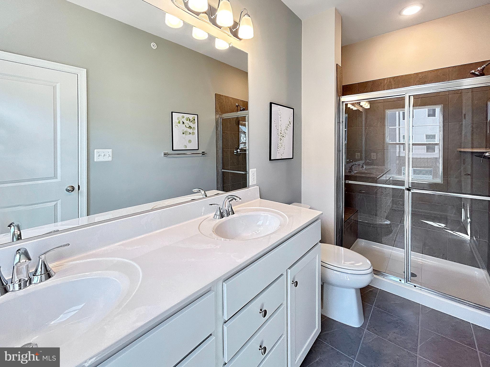 TOWNS AT MARKET COMMONS - Residential Lease