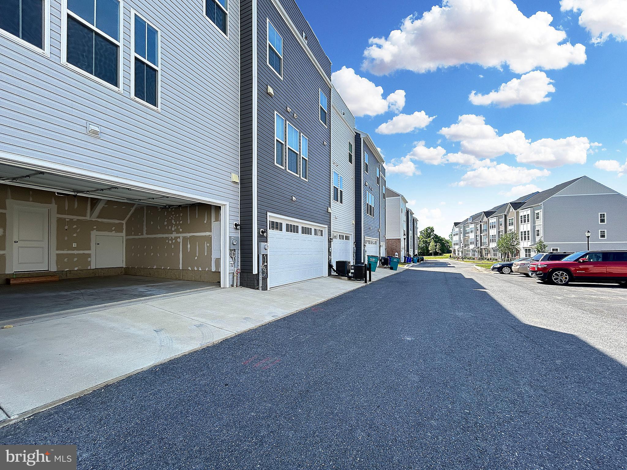 TOWNS AT MARKET COMMONS - Residential Lease