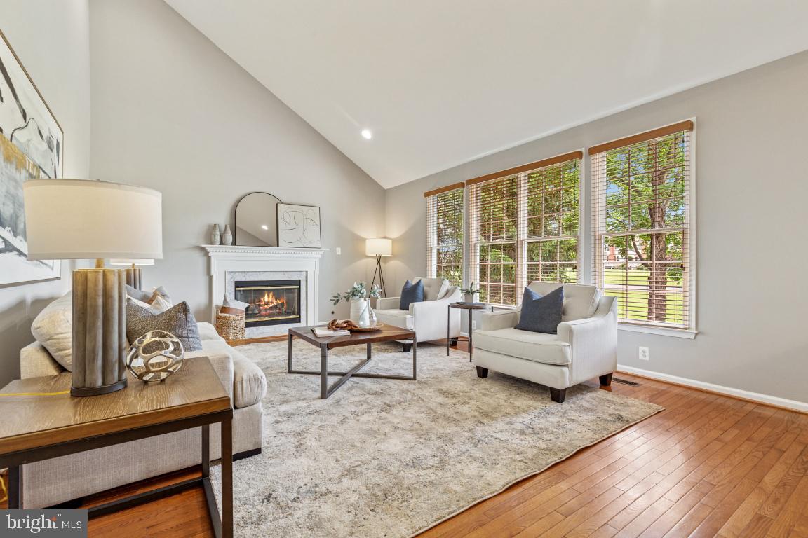 BELMONT COUNTRY CLUB - Residential