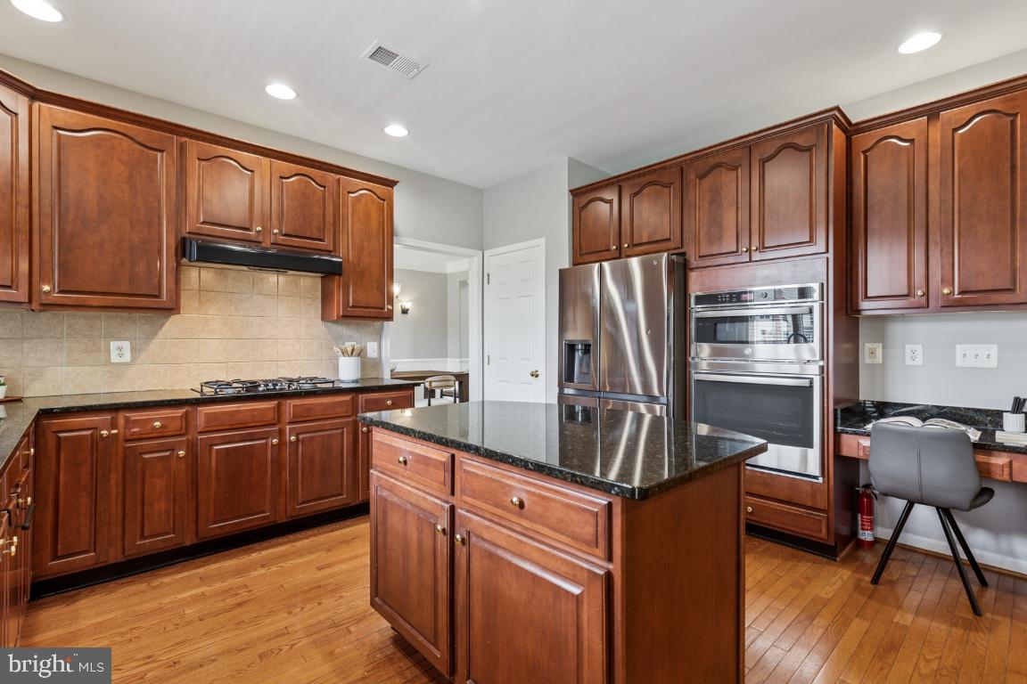 BELMONT COUNTRY CLUB - Residential