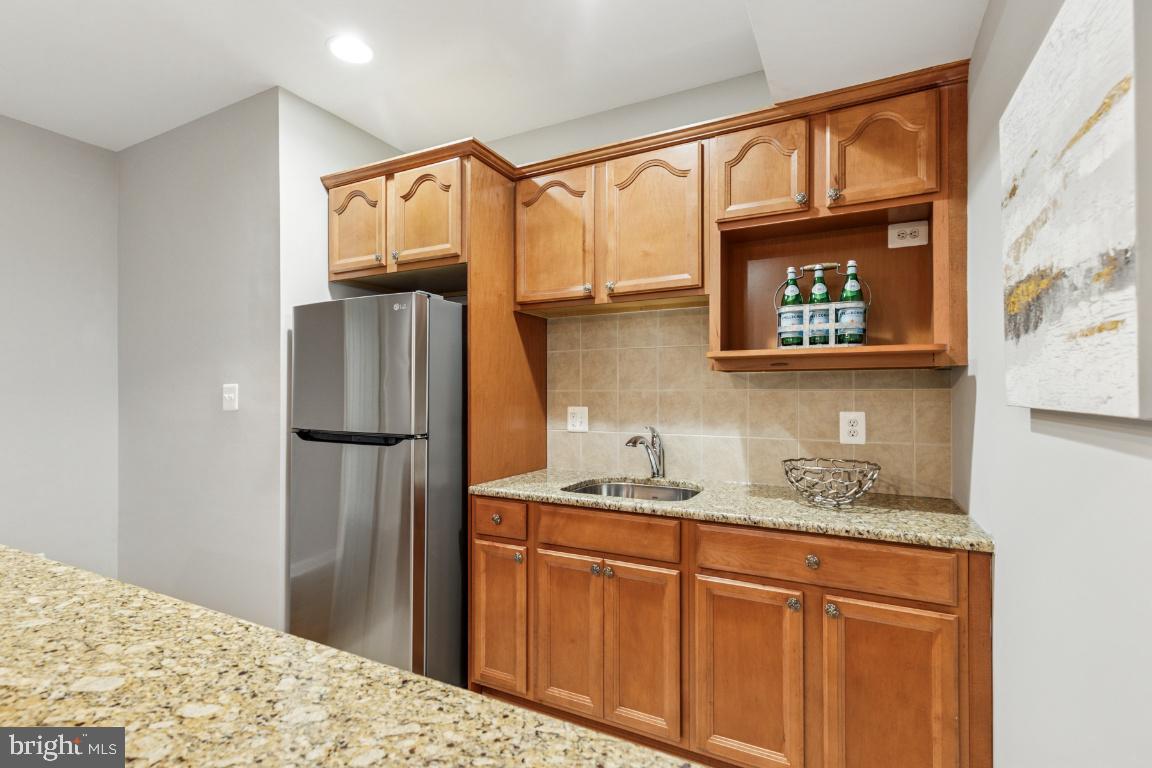 BELMONT COUNTRY CLUB - Residential