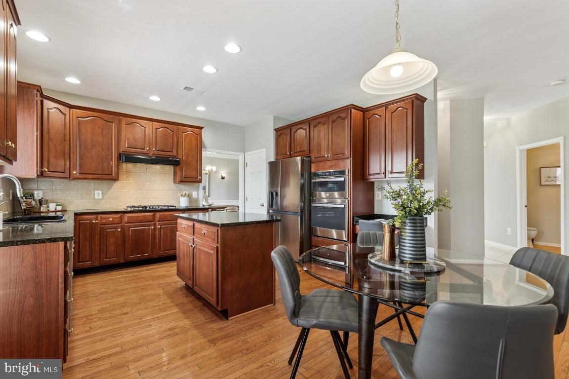 BELMONT COUNTRY CLUB - Residential