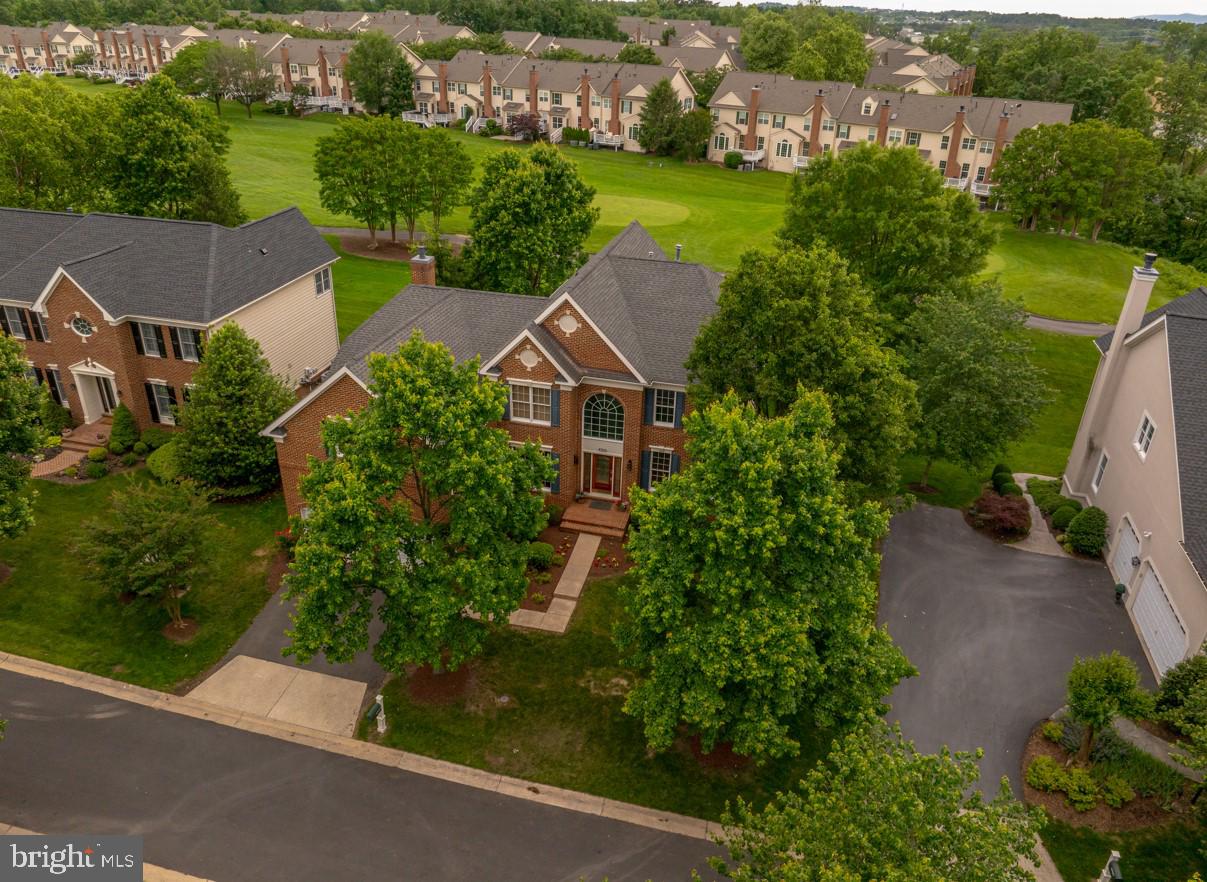 BELMONT COUNTRY CLUB - Residential