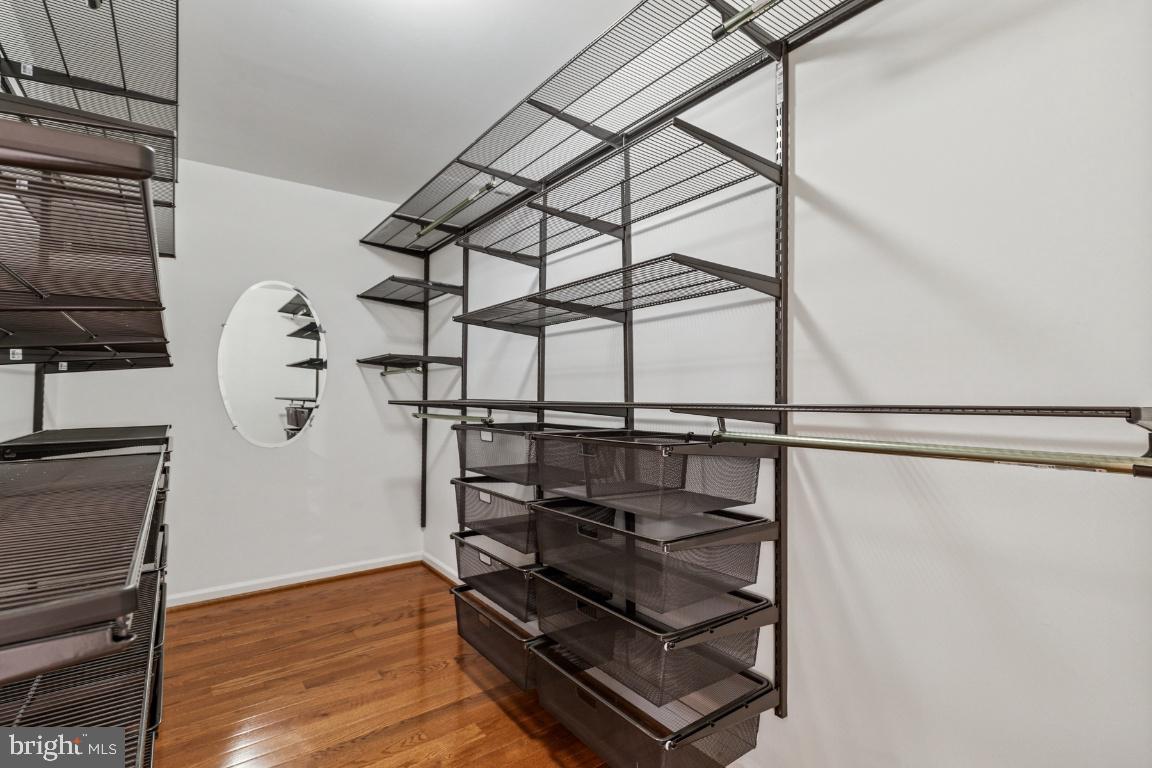 BELMONT COUNTRY CLUB - Residential