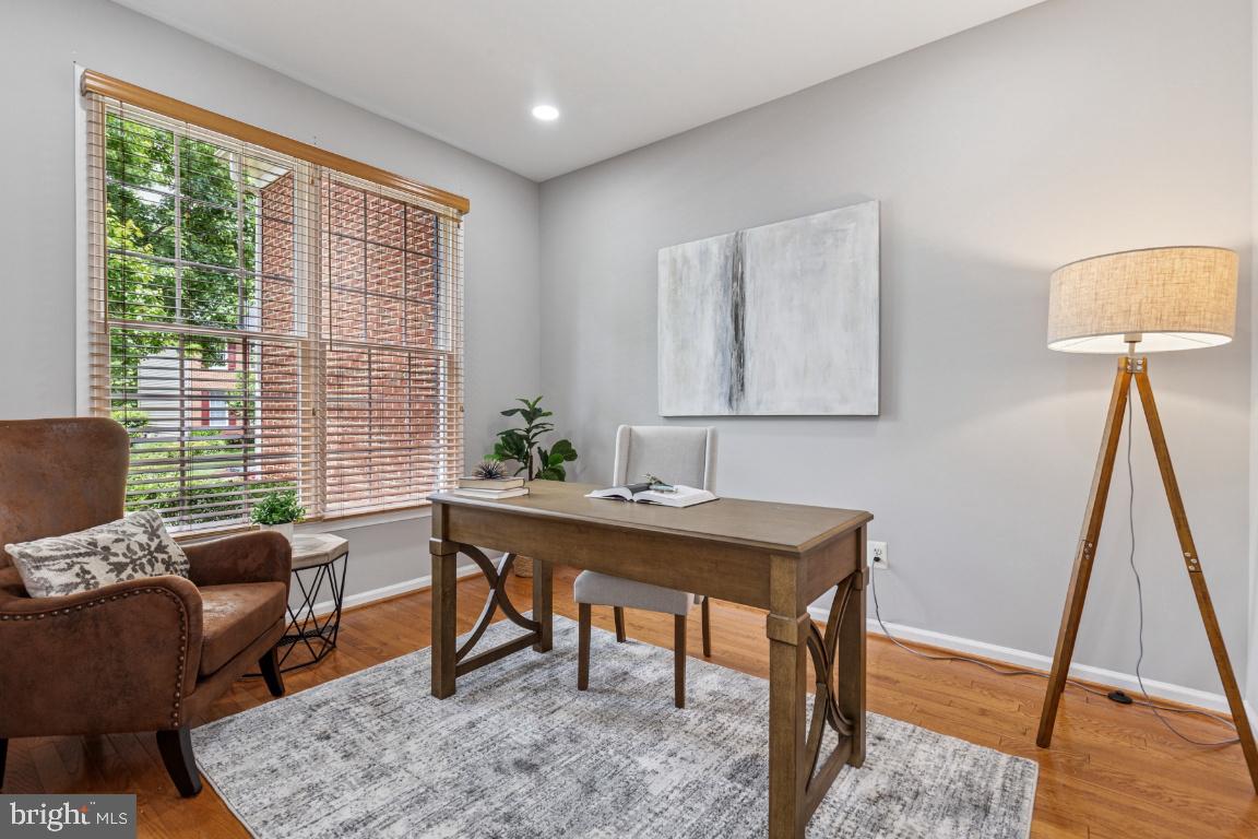 BELMONT COUNTRY CLUB - Residential