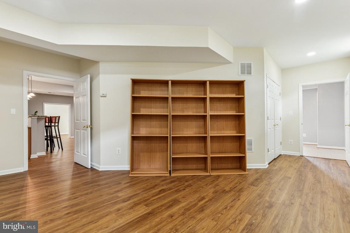 BELMONT COUNTRY CLUB - Residential