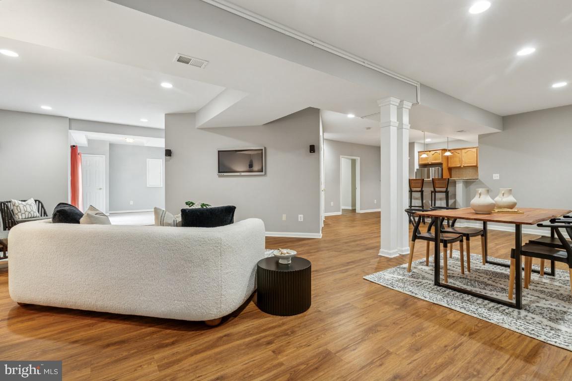 BELMONT COUNTRY CLUB - Residential