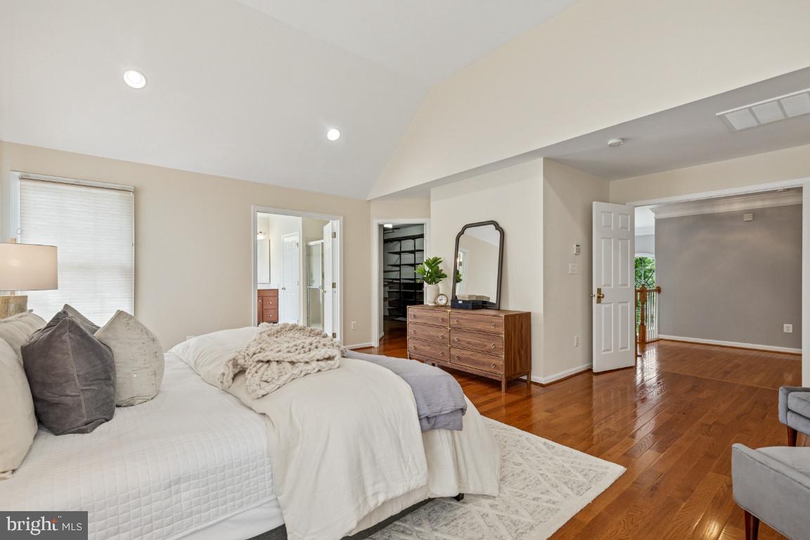 BELMONT COUNTRY CLUB - Residential