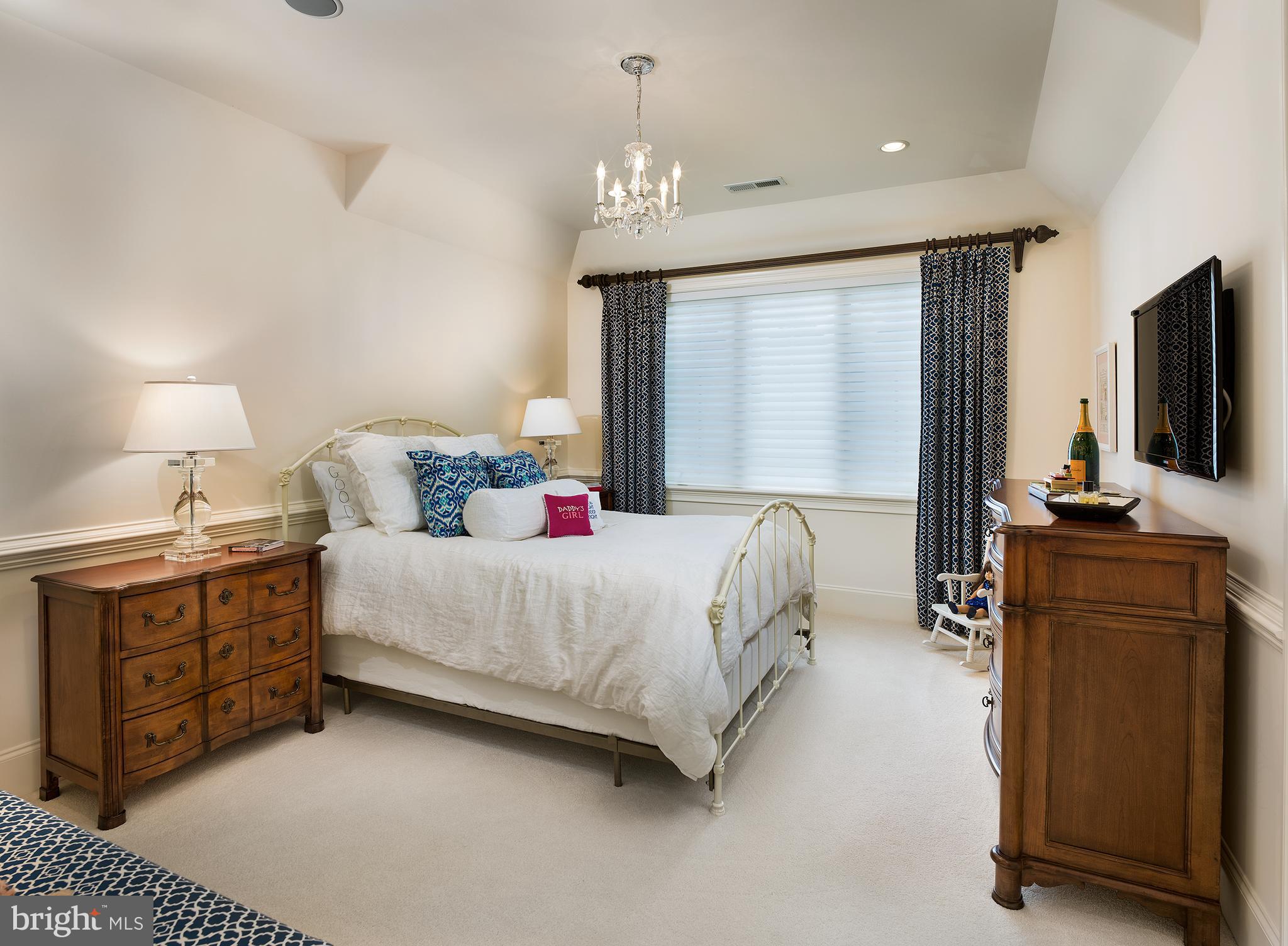 HAVERFORD RESERVE - Residential