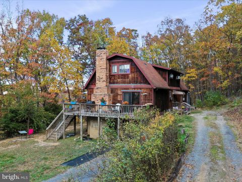 831 STEPHENS LANE FORT VALLEY VA 22652